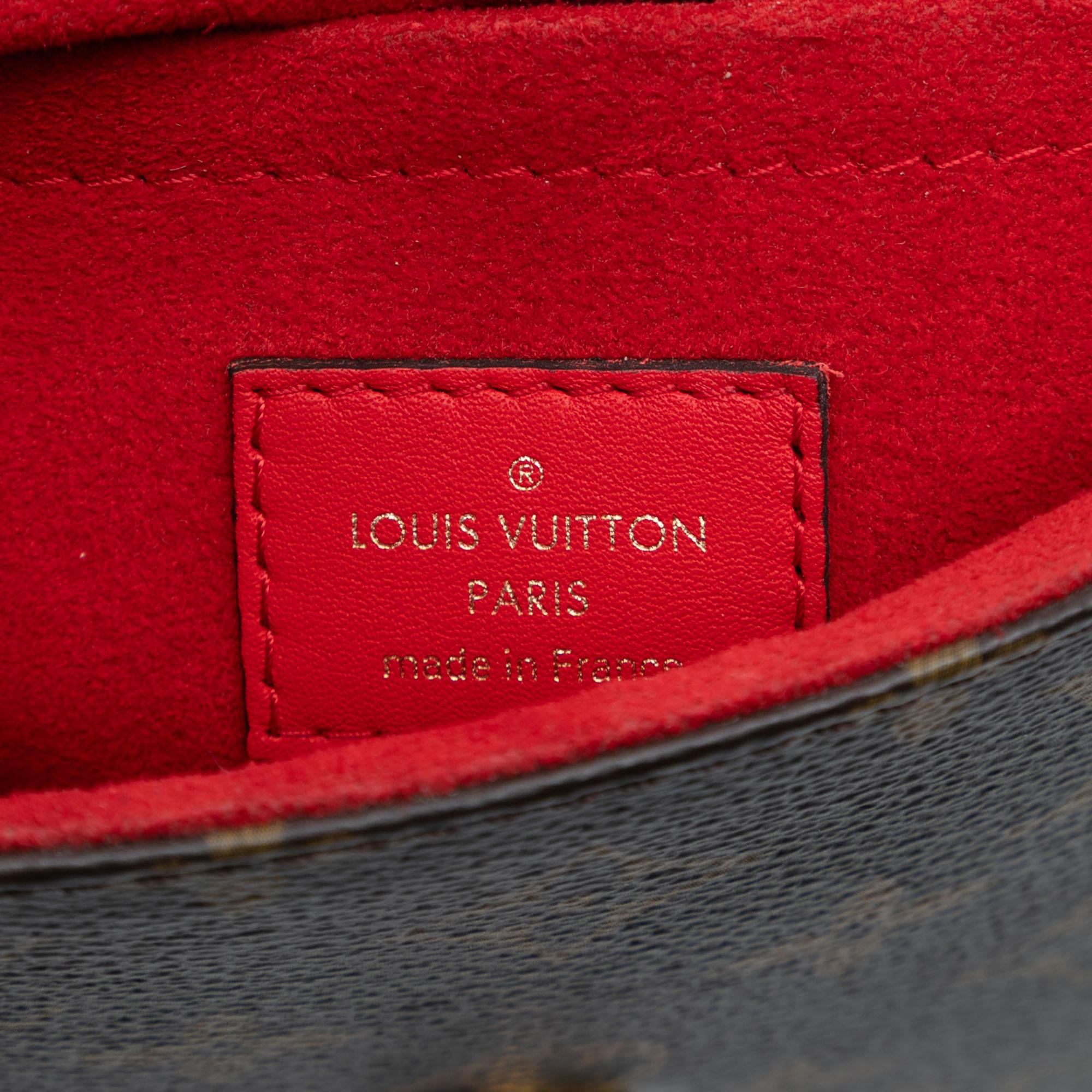 Louis Vuitton Monogram Locky BB