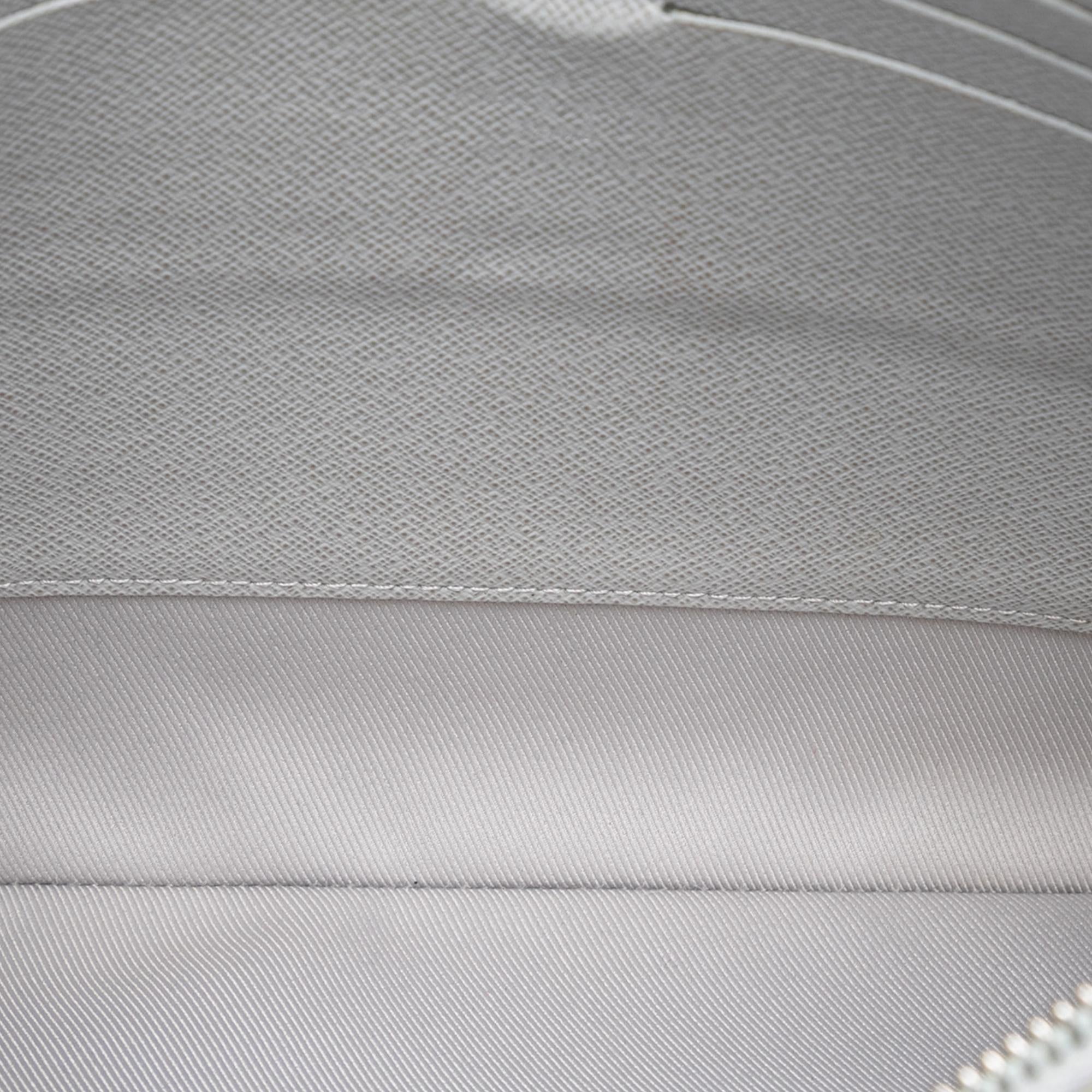 Louis Vuitton Monogram Logo Story Pochette GM