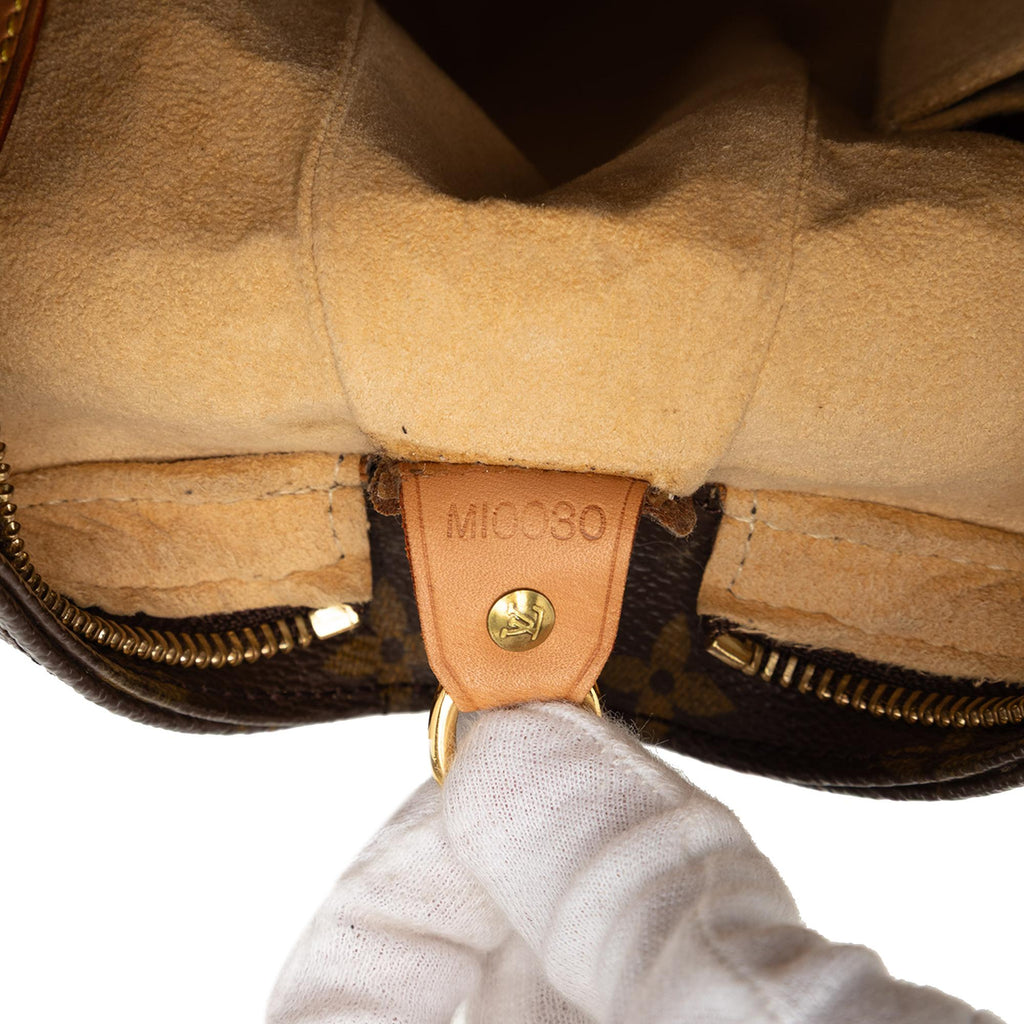 Louis Vuitton Monogram Looping GM