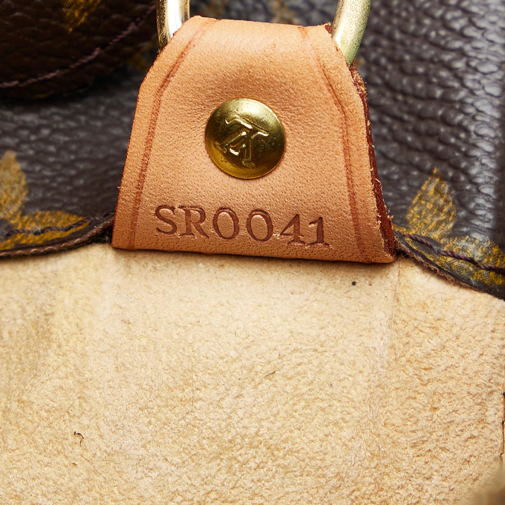 Louis Vuitton Monogram Luco (SHG-gAV1hK)