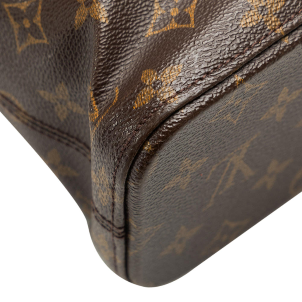 Louis Vuitton Monogram Luco (SHG-ajmq6z)