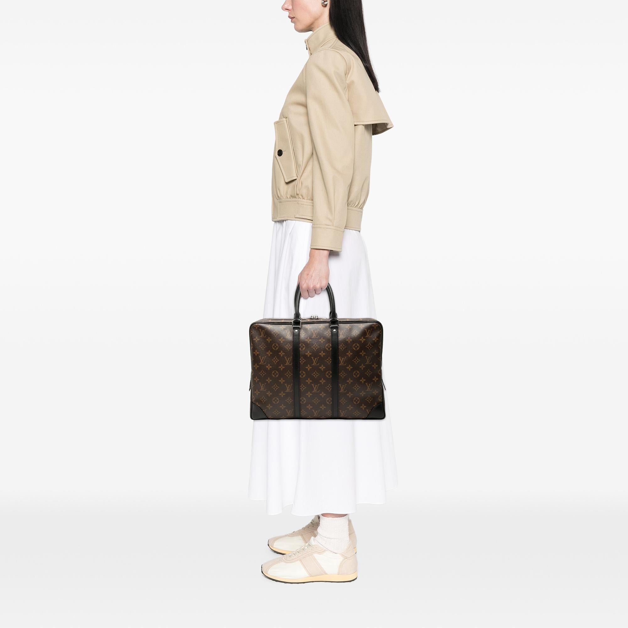 Louis Vuitton Monogram Macassar Porte Documents Voyage GM