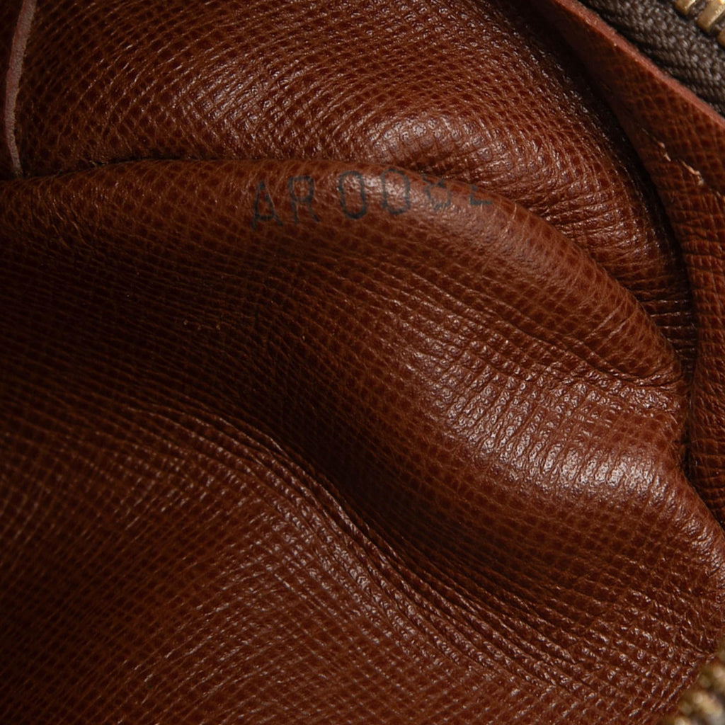 Louis Vuitton Monogram Nil Crossbody