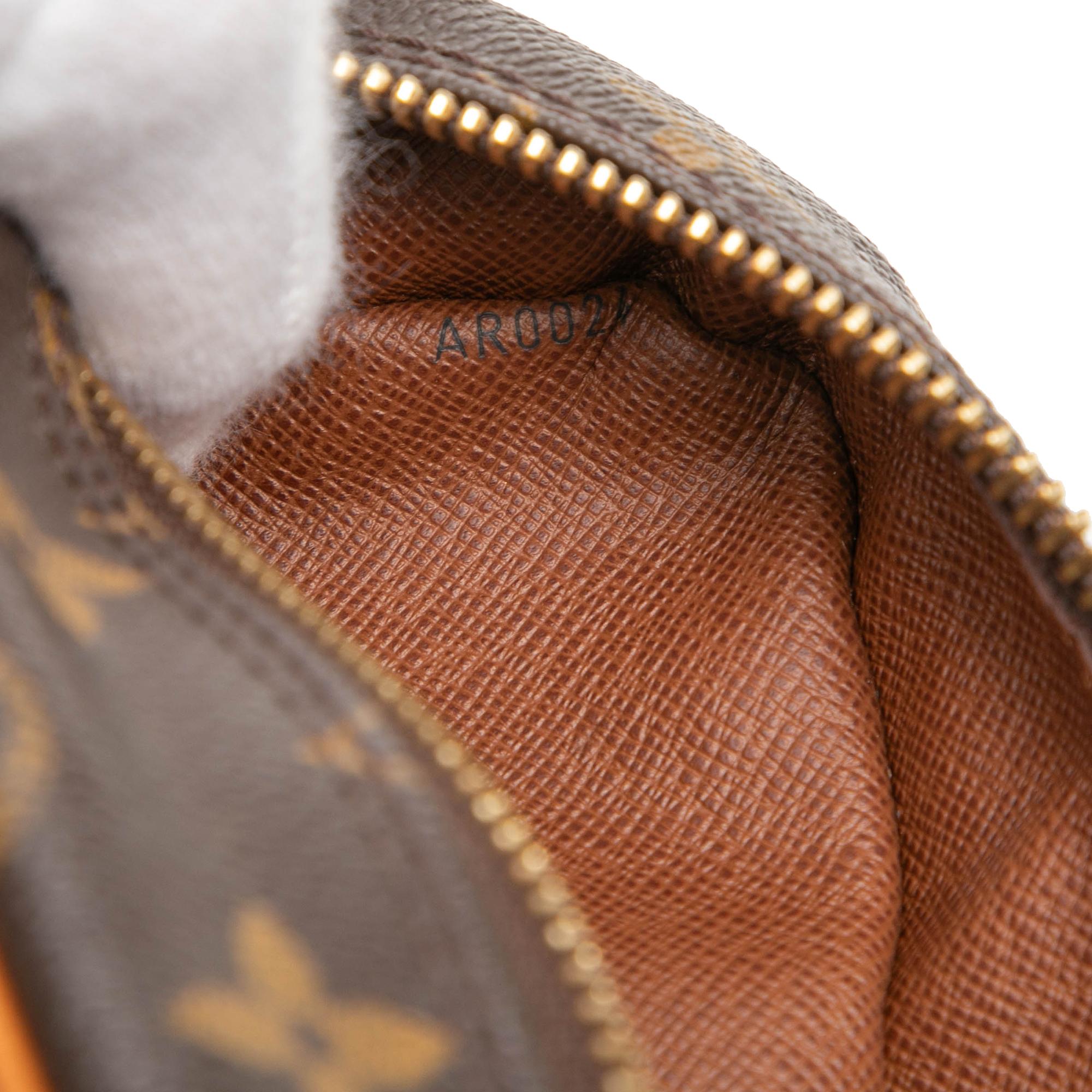 Louis Vuitton Monogram Nil Crossbody
