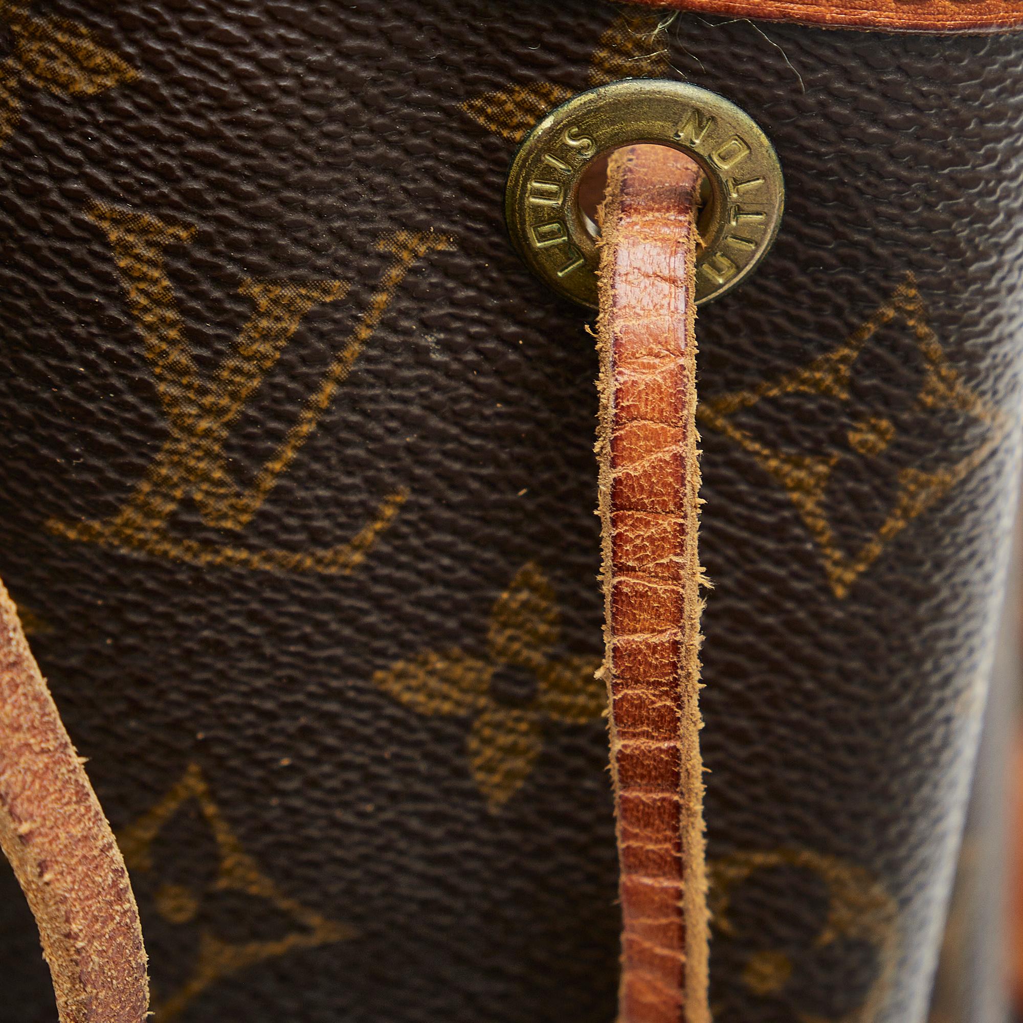 Louis Vuitton Monogram Petit Noe (SHG-vT3T0r)