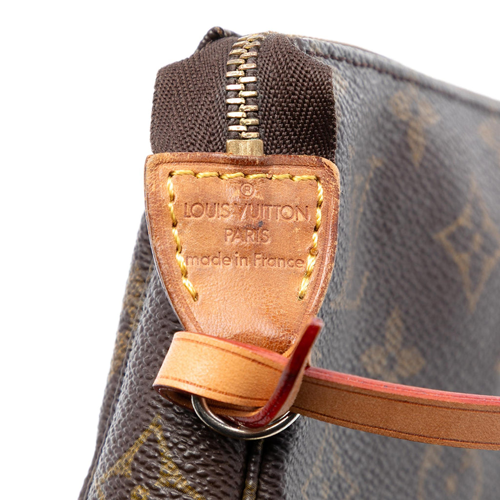 Louis Vuitton Monogram Pochette Accessoires