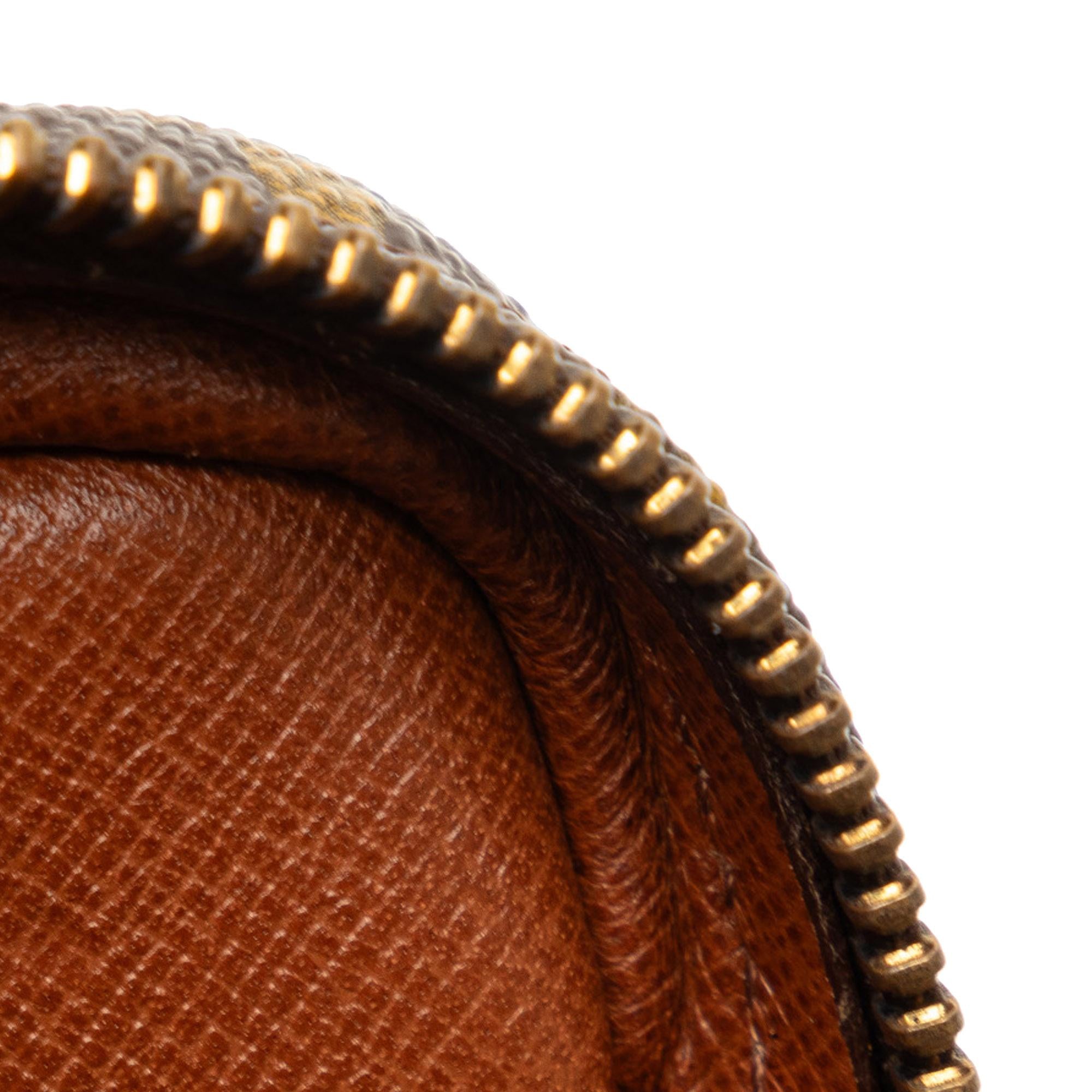 Louis Vuitton Monogram Pochette Marly Bandouliere (SHG-vSClvp)