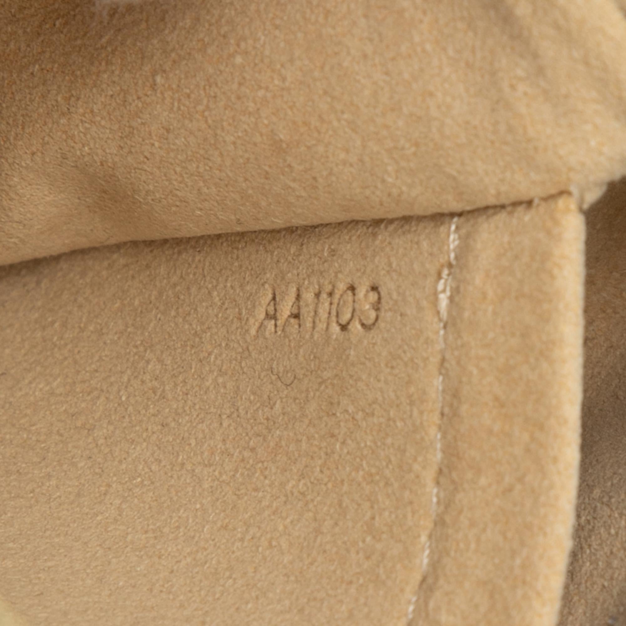 Louis Vuitton Monogram Pochette Milla MM