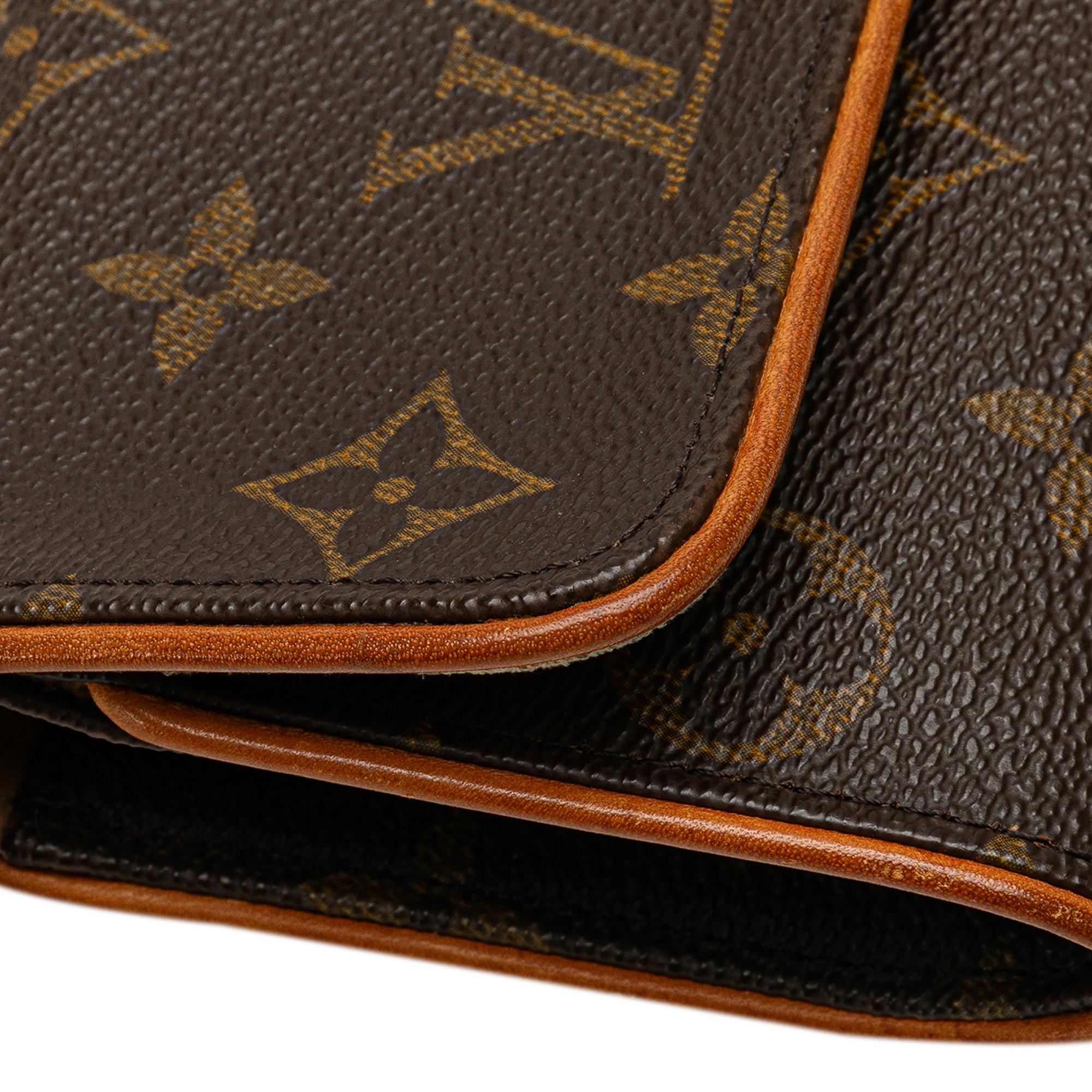 Louis Vuitton Monogram Pochette Twin PM