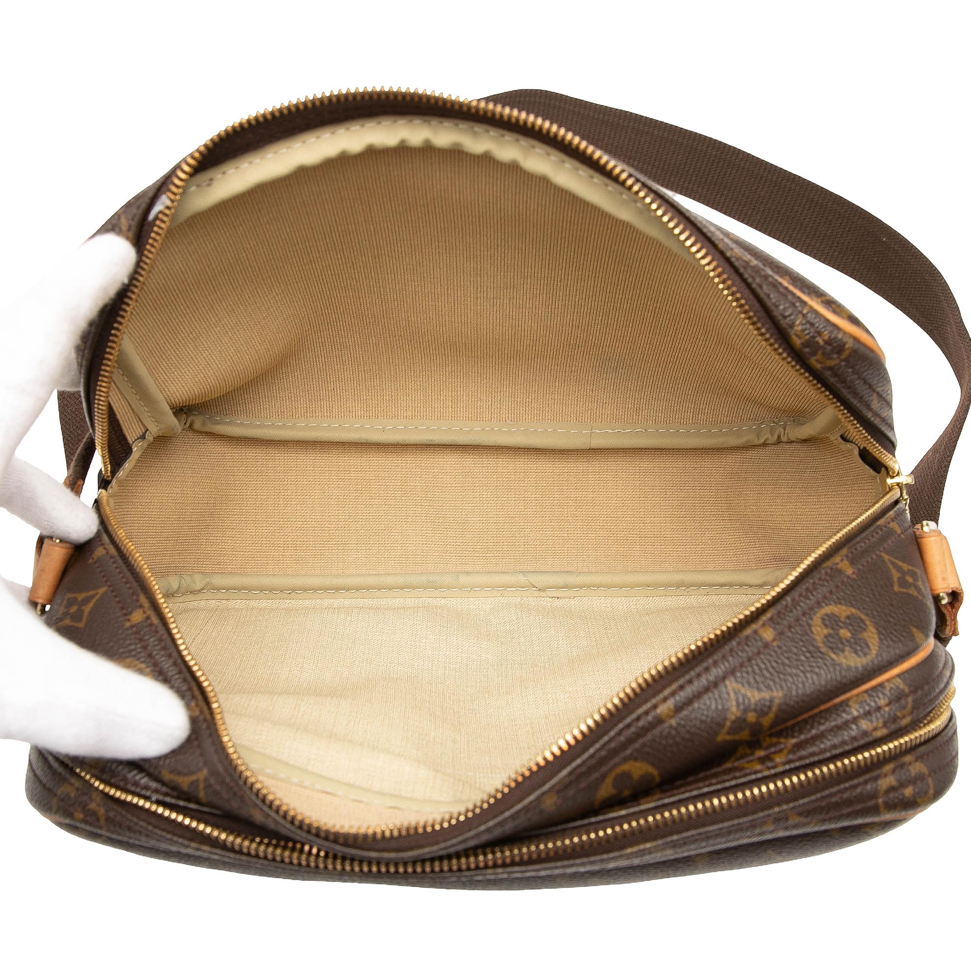 Louis Vuitton Monogram Reporter PM