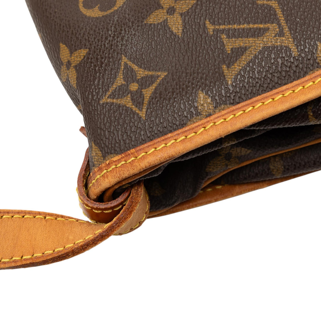 Louis Vuitton Monogram Saumur 30