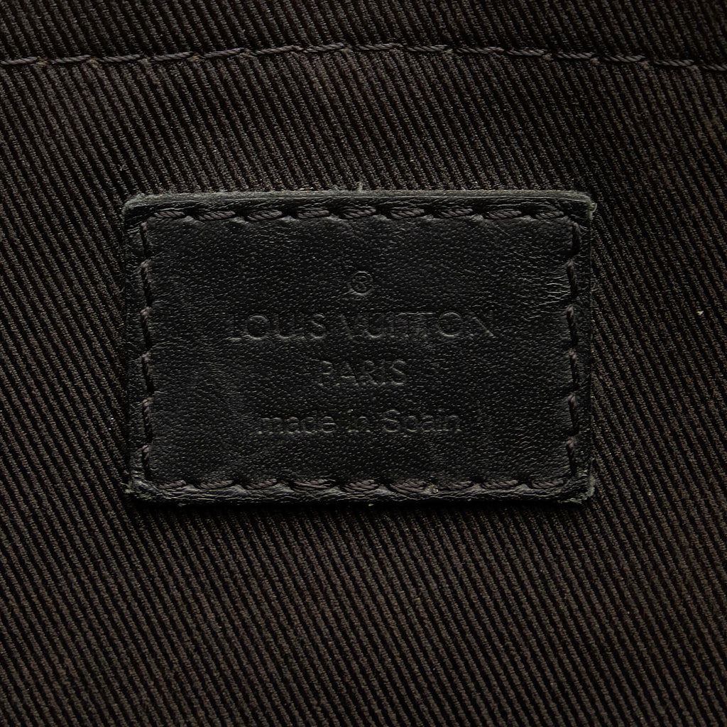 Louis Vuitton Monogram Shadow Discovery Pochette (SHG-0PFXws)