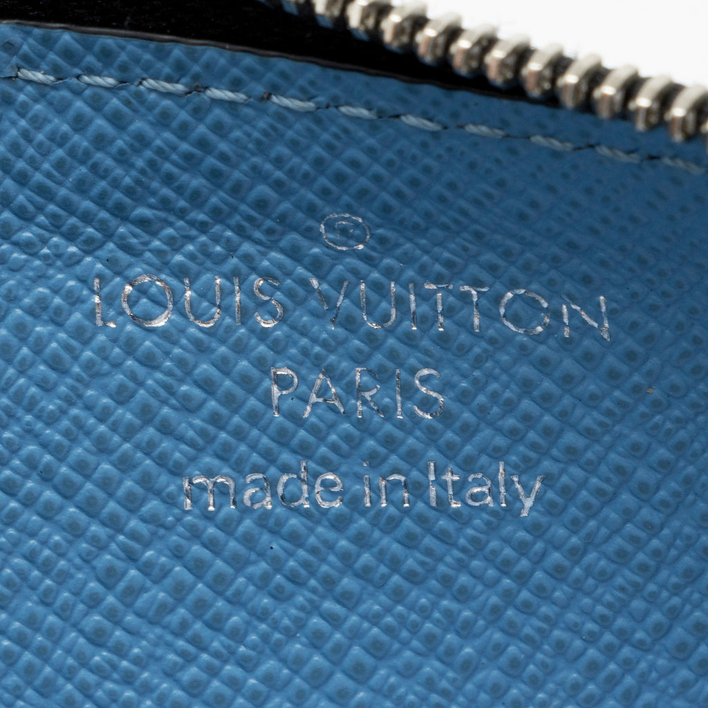 Louis Vuitton Monogram Taiga Leather Coin Card Holder