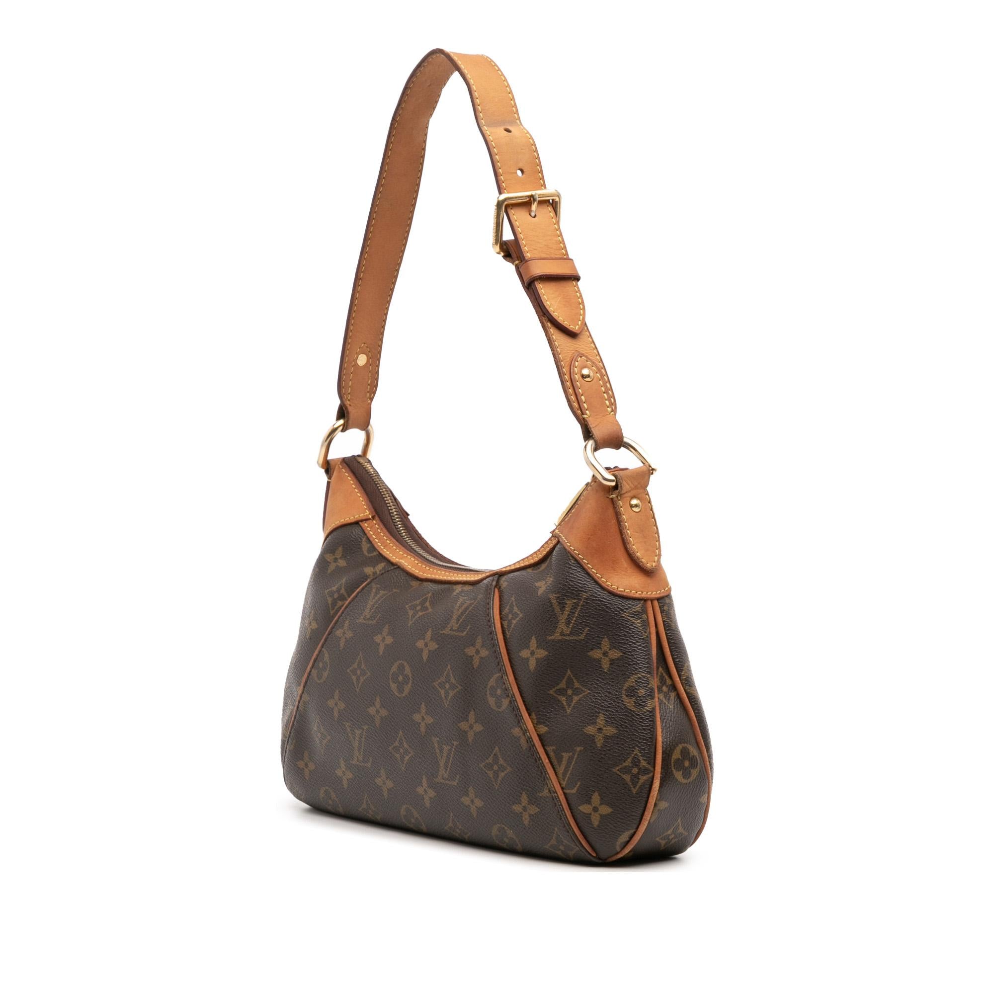 Louis Vuitton Monogram Thames PM