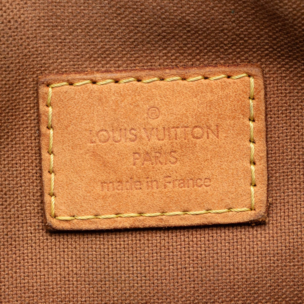 Louis Vuitton Monogram Trotteur Beaubourg