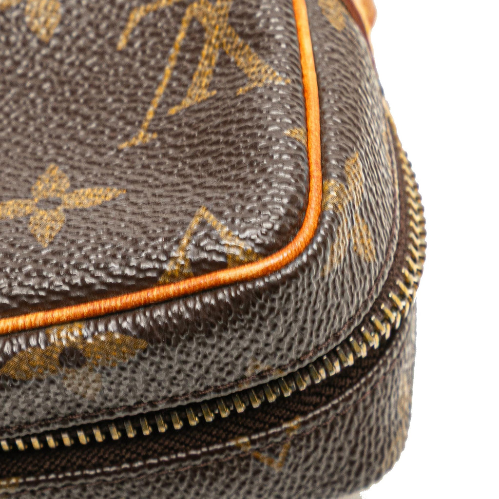 Louis Vuitton Monogram Trousse Wapity