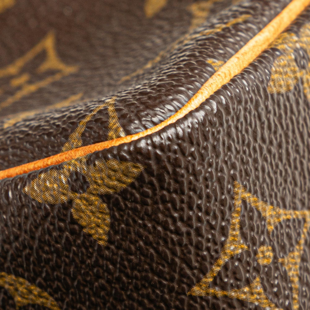 Louis Vuitton Monogram Trousse Wapity