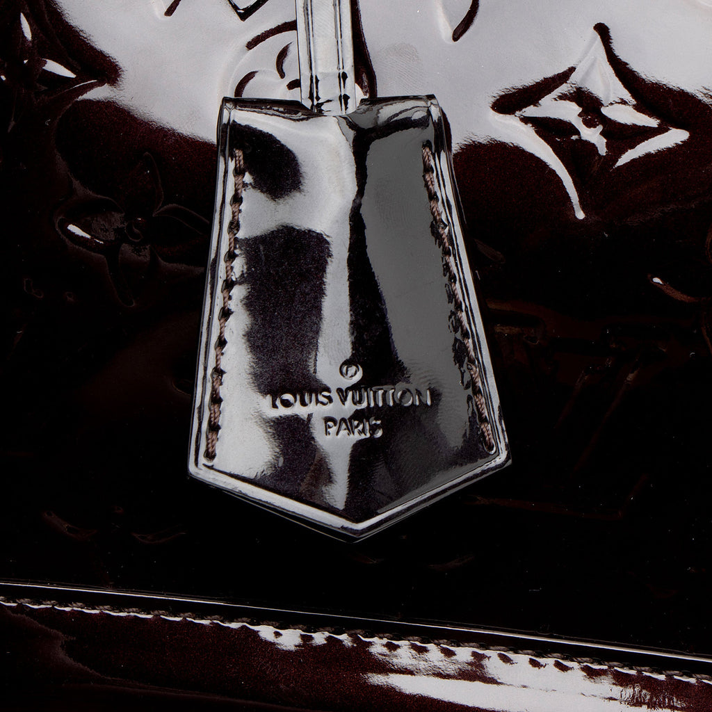 Louis Vuitton Monogram Vernis Alma BB Satchel (SHF-J3tjPU)