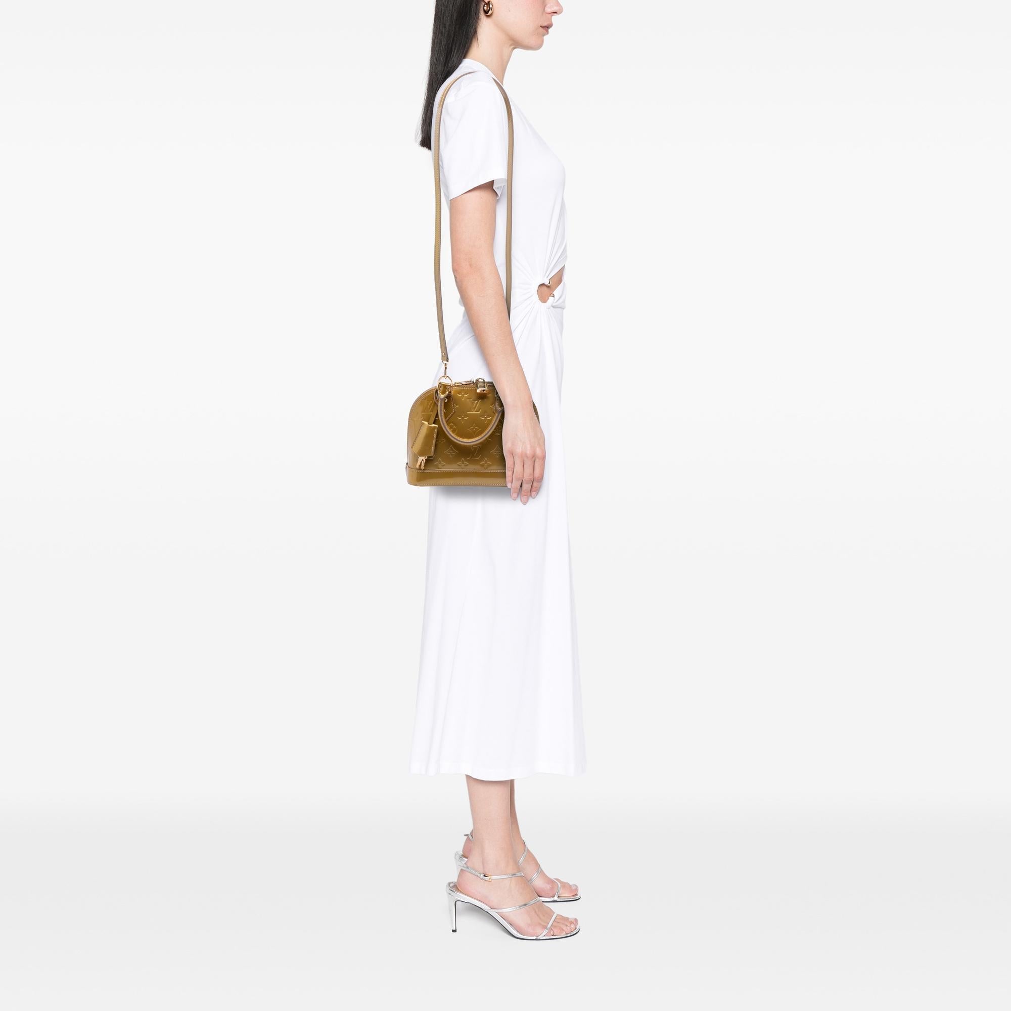 Louis Vuitton Monogram Vernis Alma BB