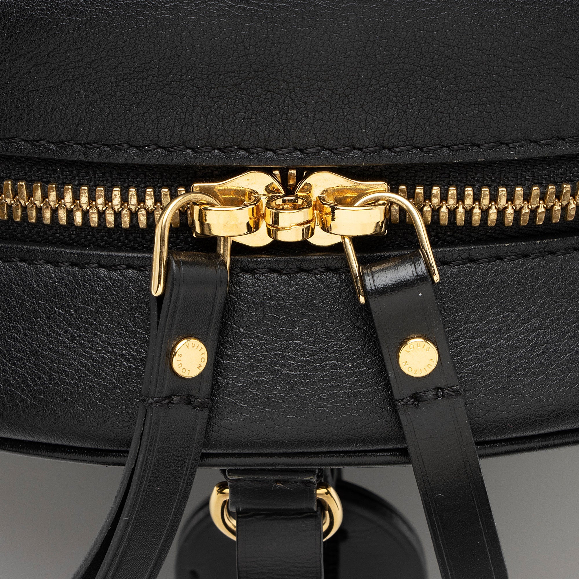 Louis Vuitton Monogram Vernis Boite Chapeau Souple MM Shoulder Bag