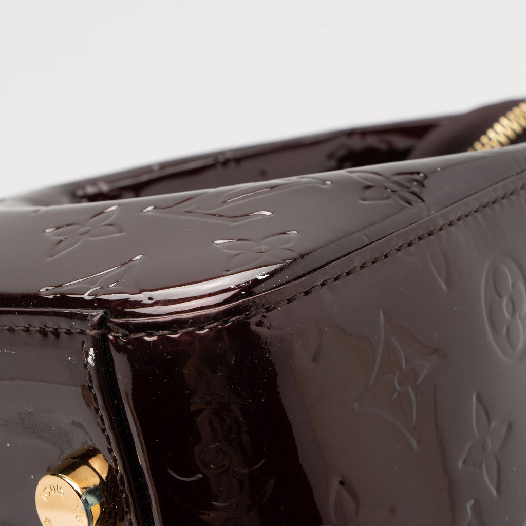 Louis Vuitton Monogram Vernis Brea GM Satchel (SHF-5KKwMv)