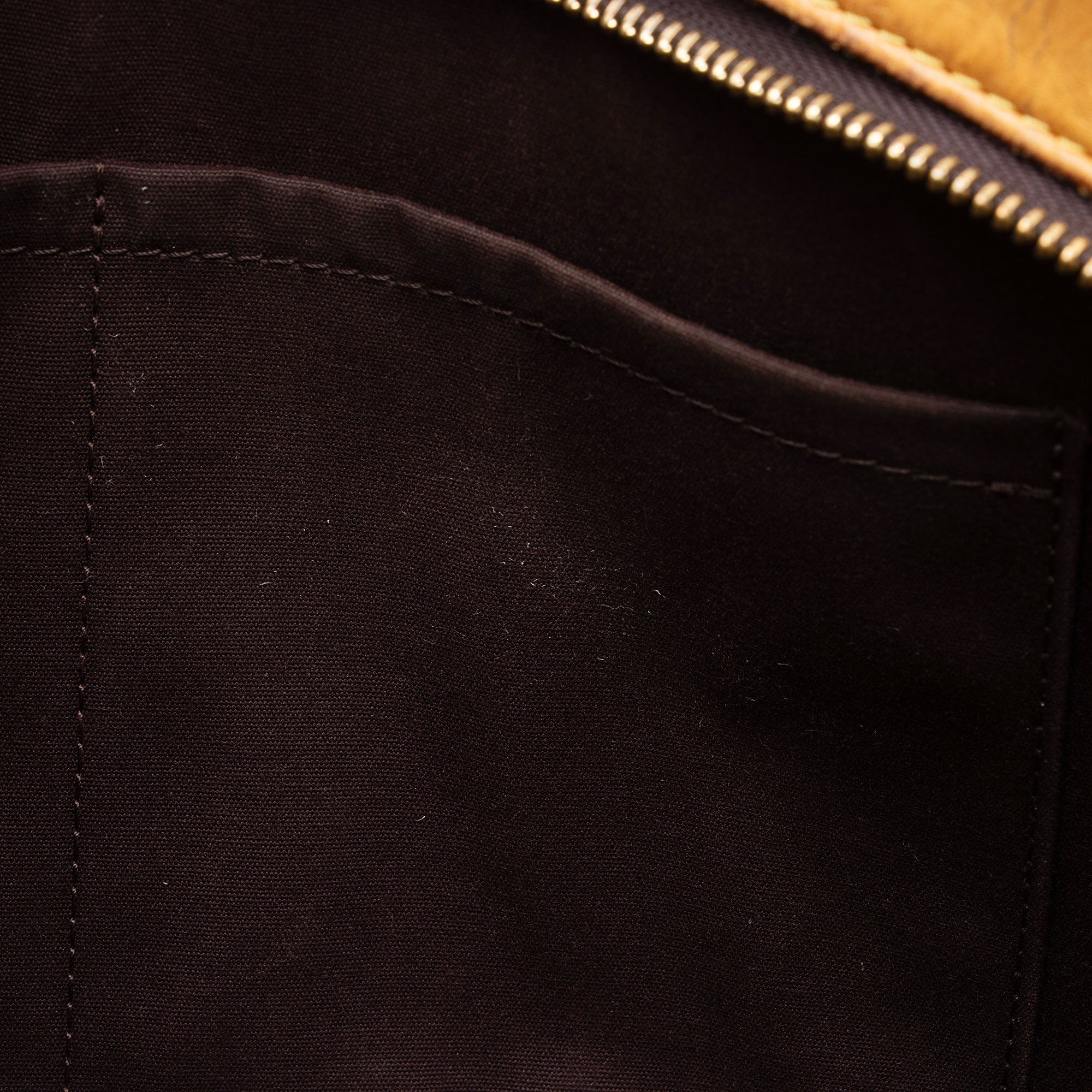 Louis Vuitton Monogram Vernis Brea MM Satchel (SHF-KsQkQS)