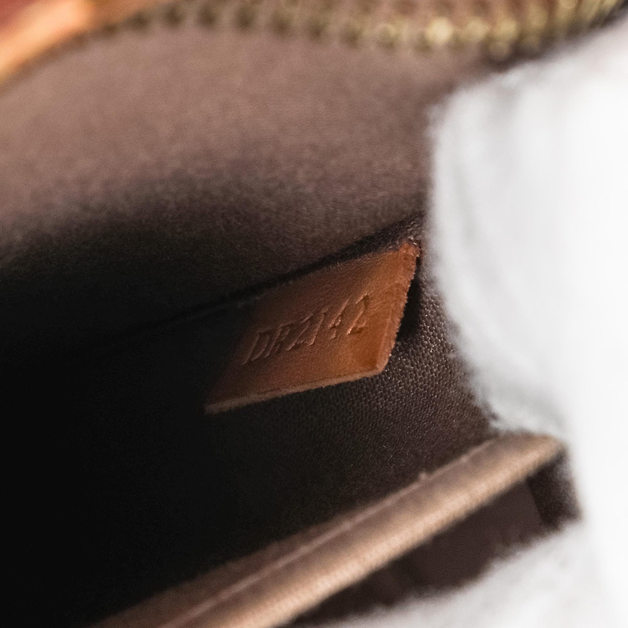 Louis Vuitton Monogram Vernis Brea MM