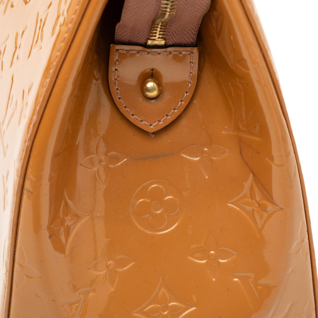 Louis Vuitton Monogram Vernis Brea MM
