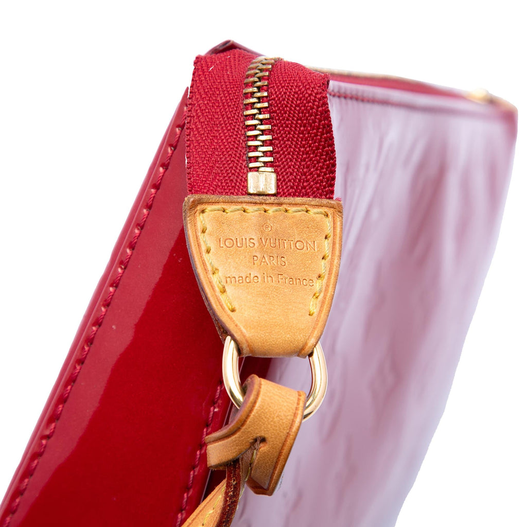 Louis Vuitton Monogram Vernis Pochette Accessoires