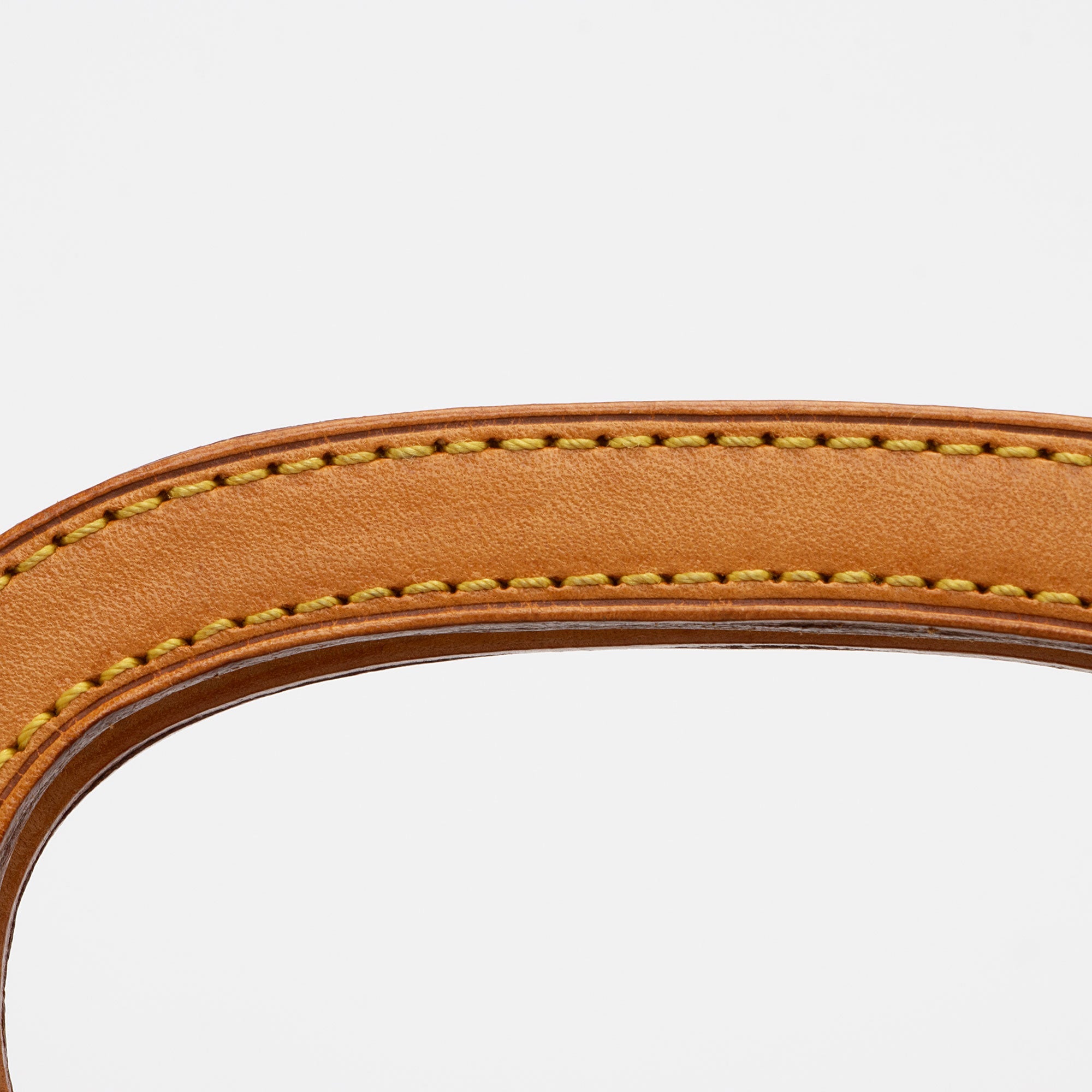 Louis Vuitton Monogram Vernis Roxbury Drive Clutch (SHF-HjMdyt)