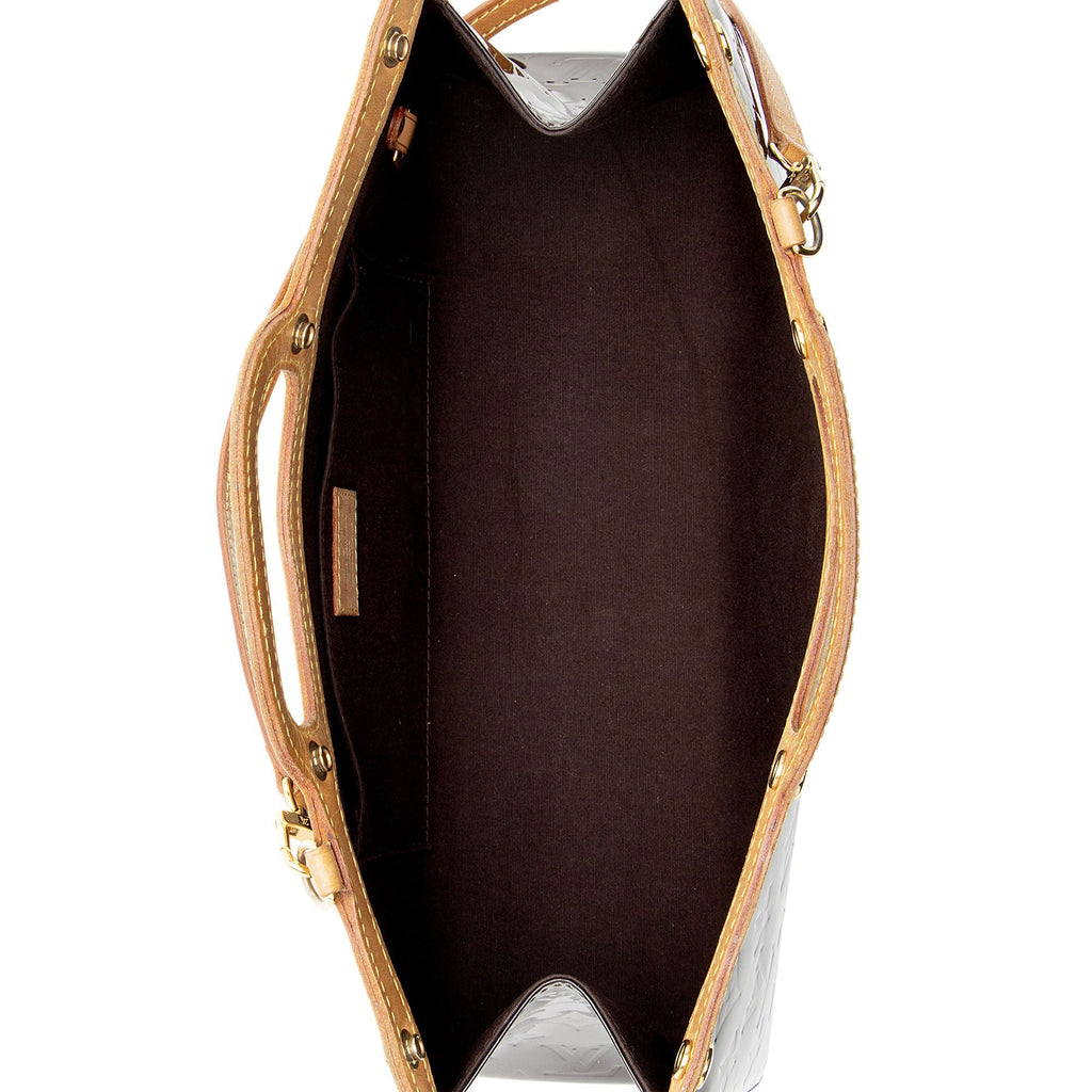 Louis Vuitton Monogram Vernis Roxbury Drive Clutch