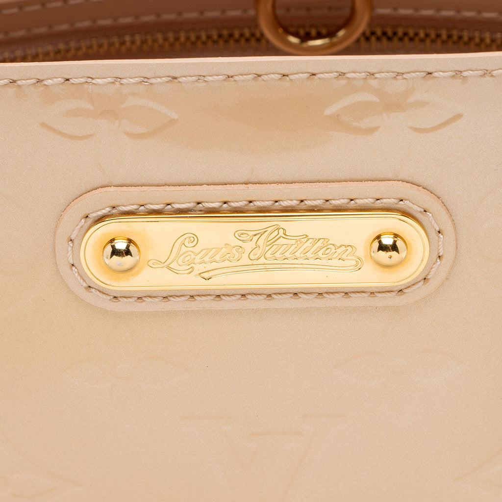 Louis Vuitton Monogram Vernis Wilshire PM Tote (SHF-LIDh3x)