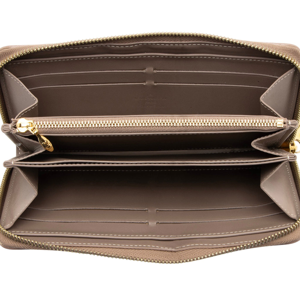 Louis Vuitton Monogram Vernis Zippy Wallet