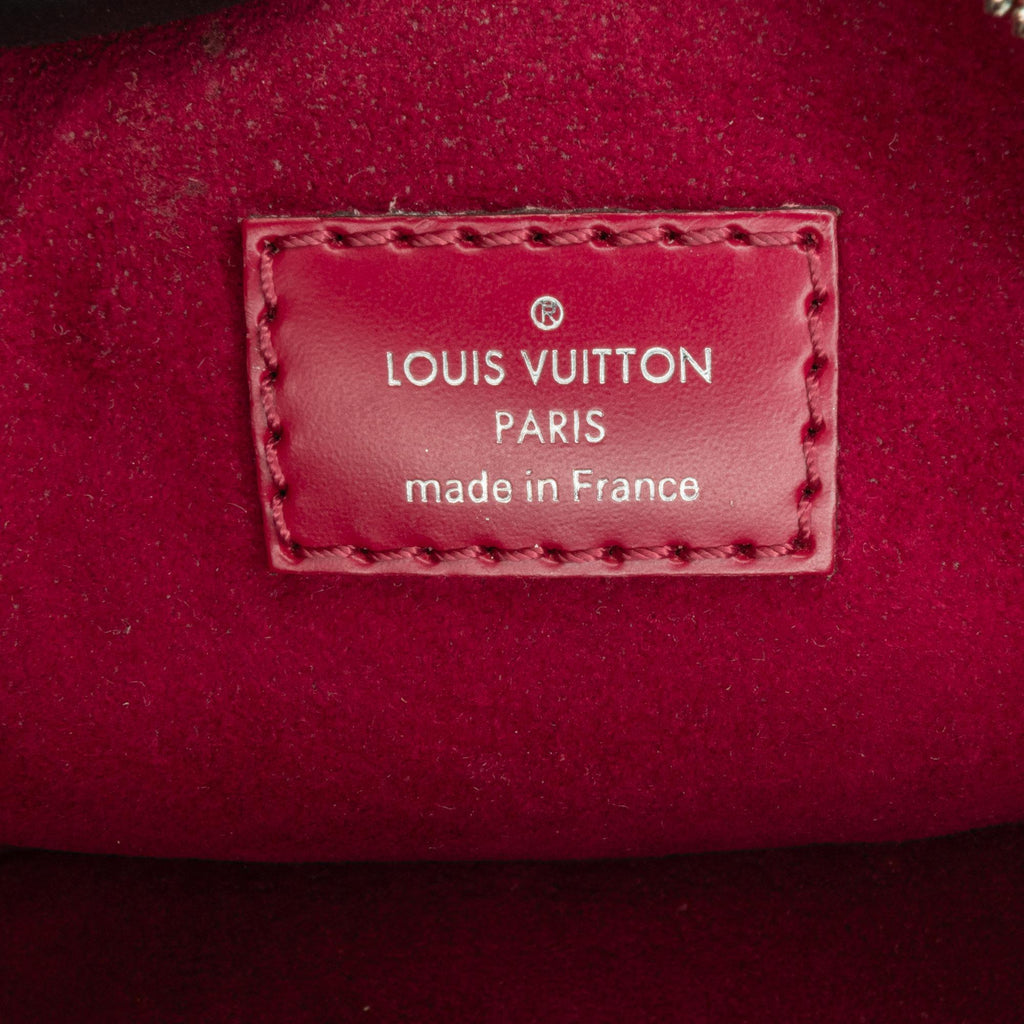 Louis Vuitton Nano Epi Alma (SHG-bK6DbE)