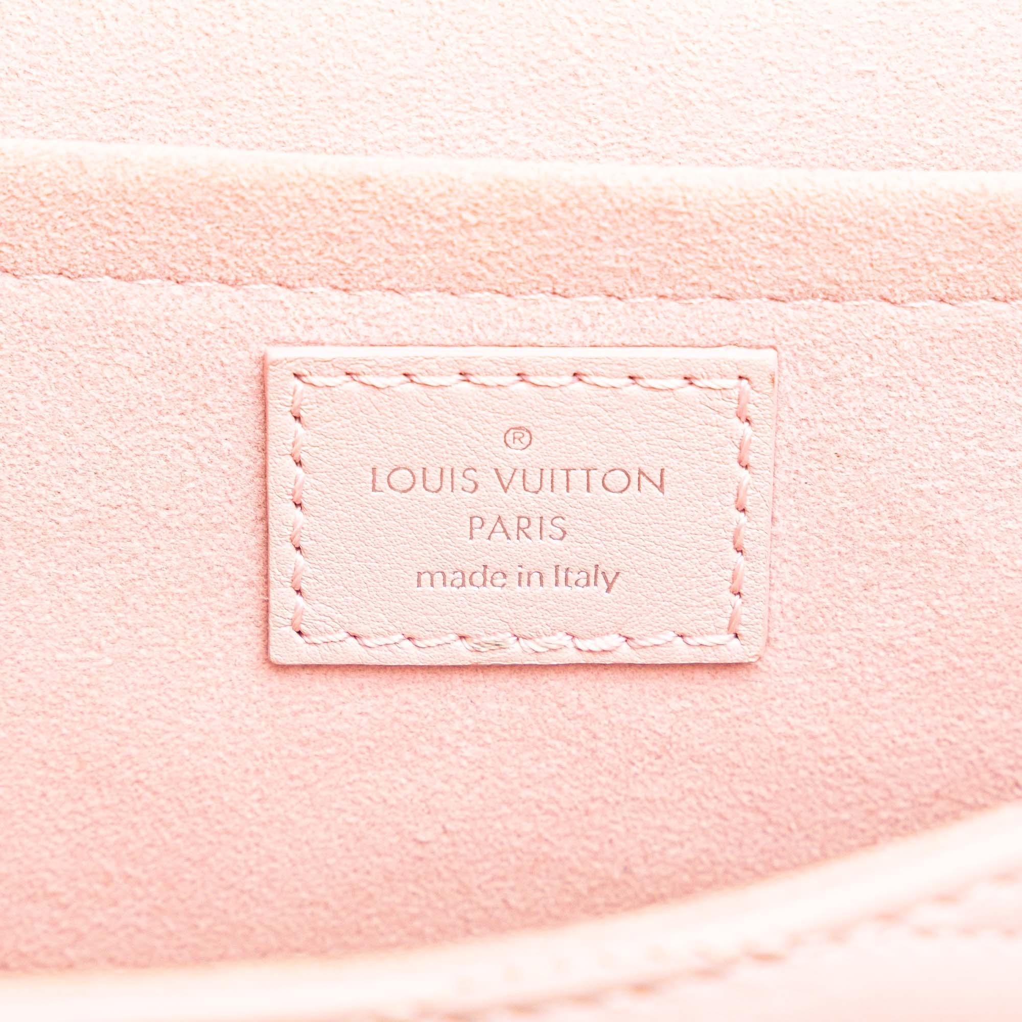 Louis Vuitton New Wave Chain Bag MM