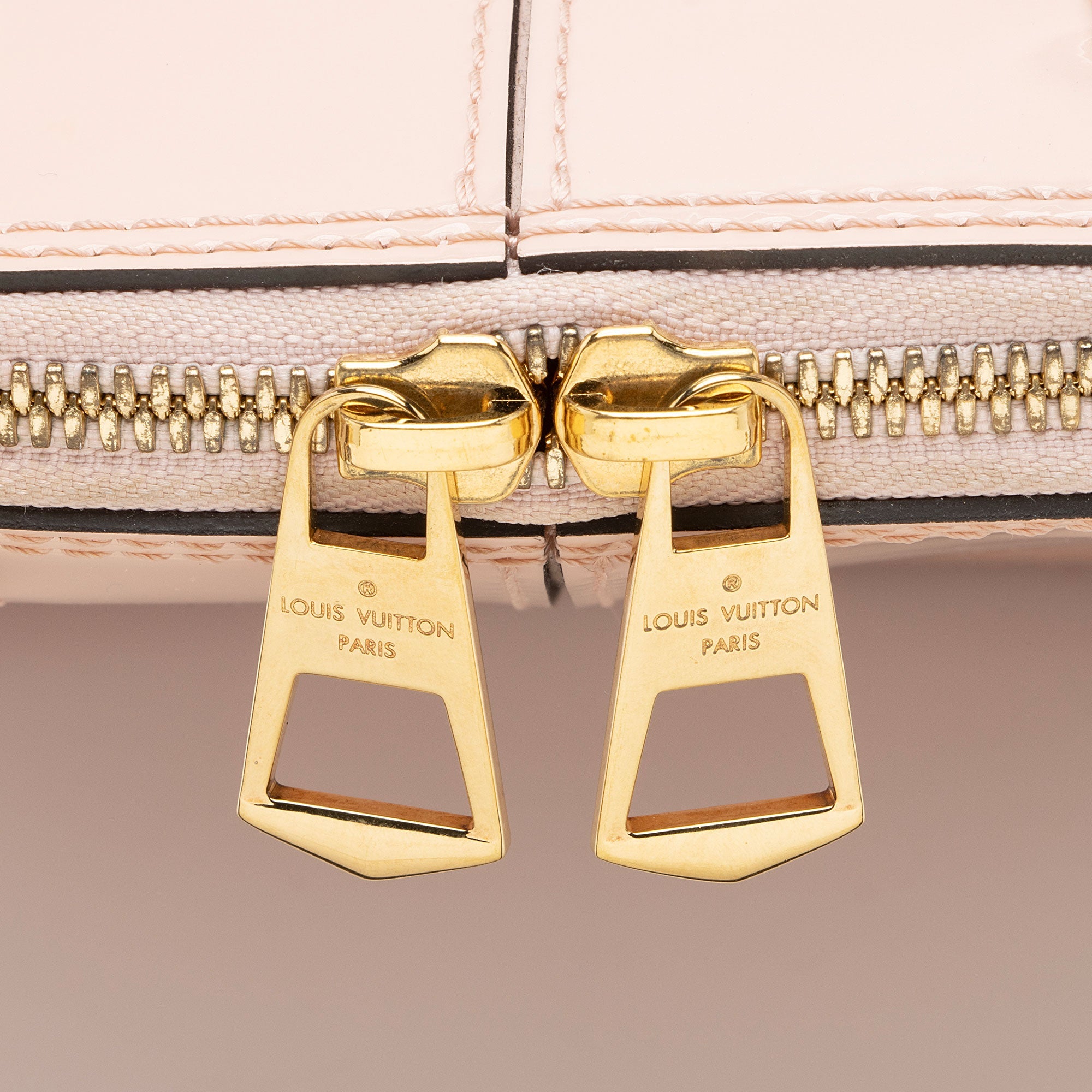 Louis Vuitton Patent Leather Alma BB Satchel (SHF-NVyByb)