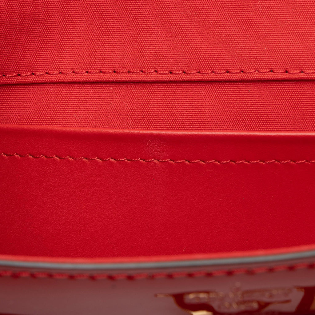 Louis Vuitton Patent Leather Louise Clutch (SHF-5GHpKI)