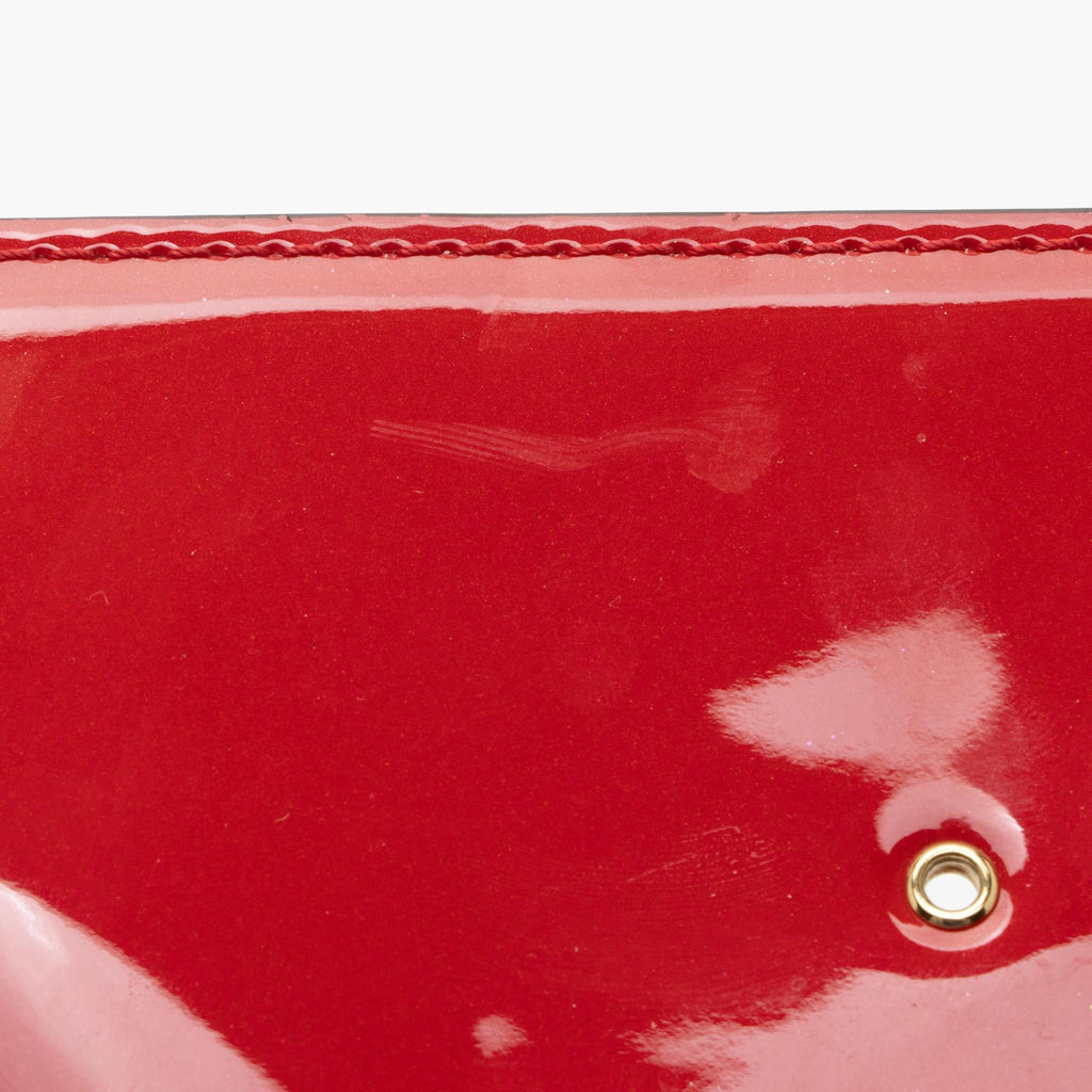 Louis Vuitton Patent Leather Louise Clutch (SHF-5GHpKI)