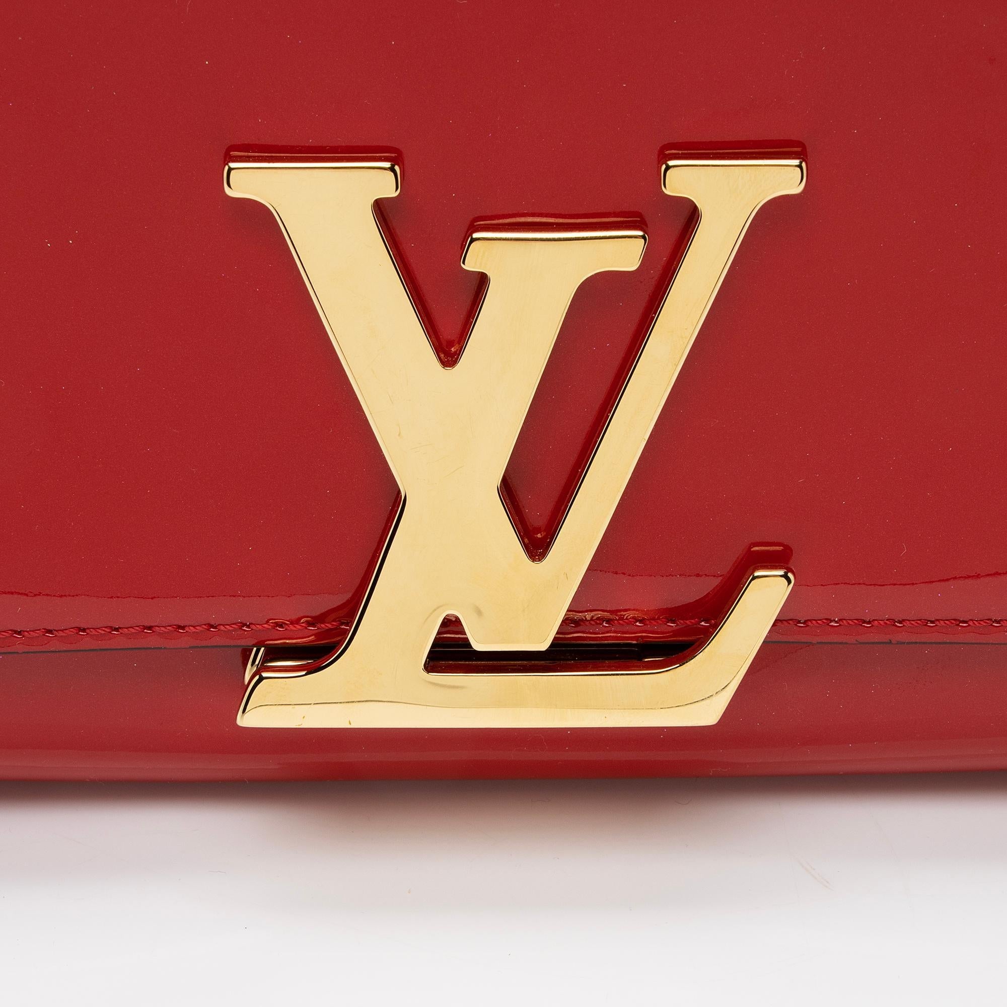 Louis Vuitton Patent Leather Louise Clutch (SHF-5GHpKI)
