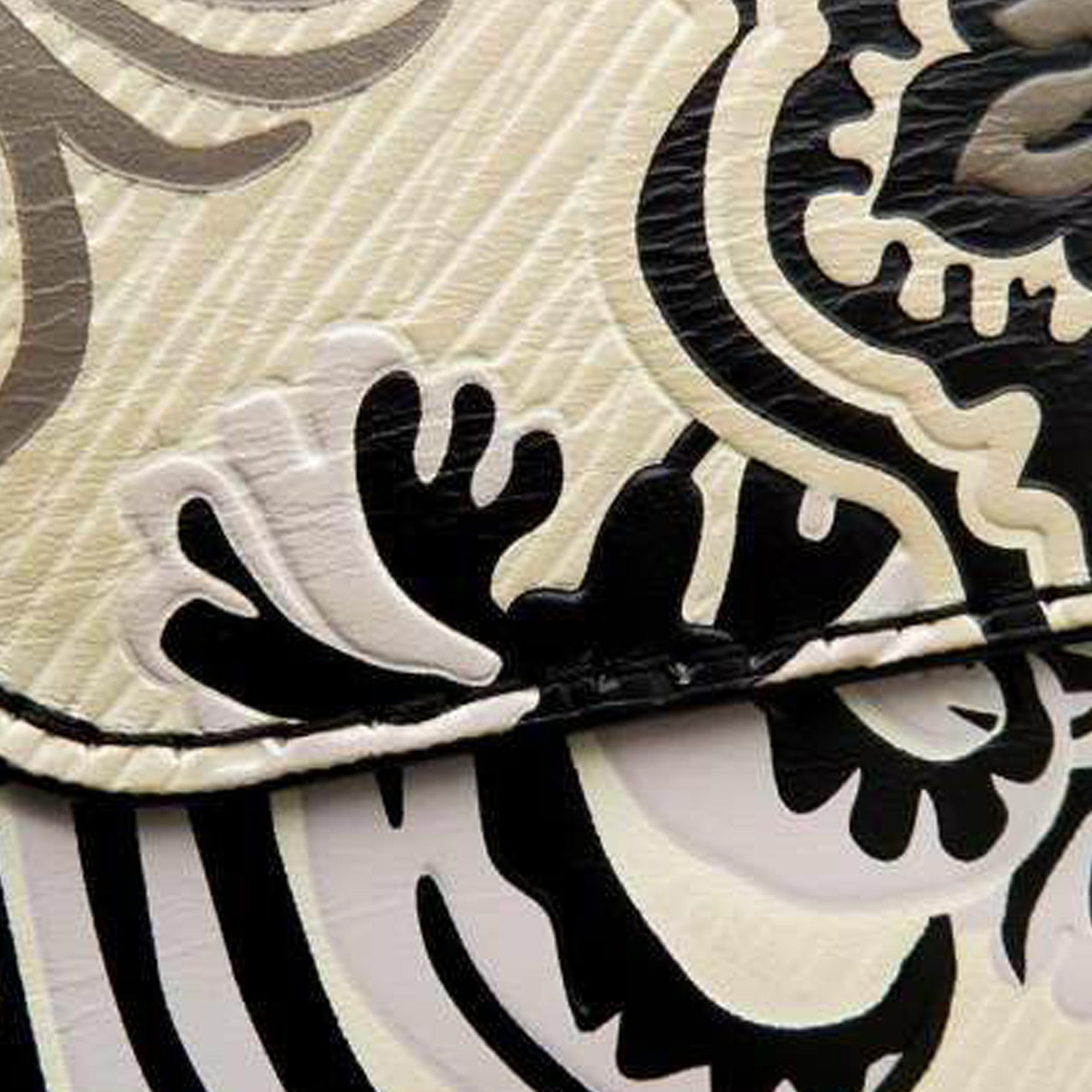 Louis Vuitton Printed Epi Twist PM (SHG-K3UaYm)