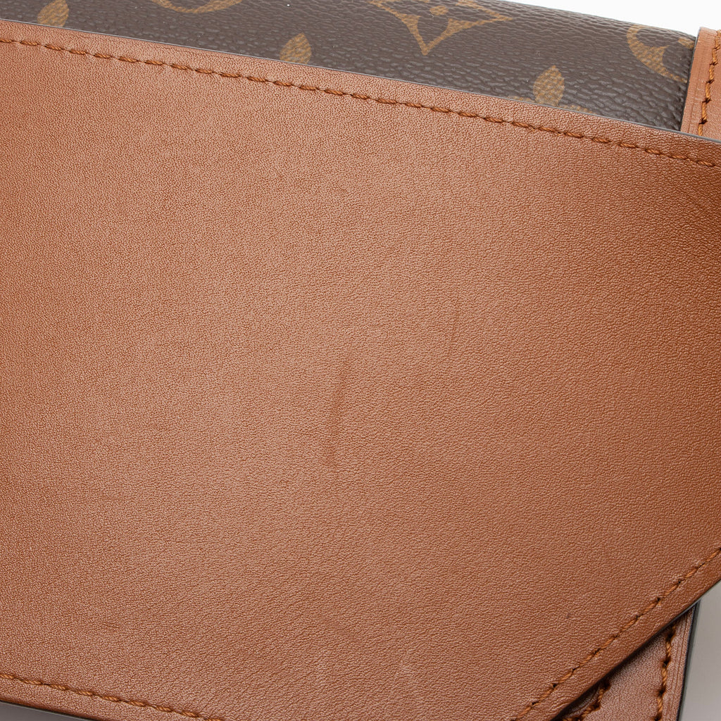 Louis Vuitton Reverse Monogram Dauphine Belt Bag