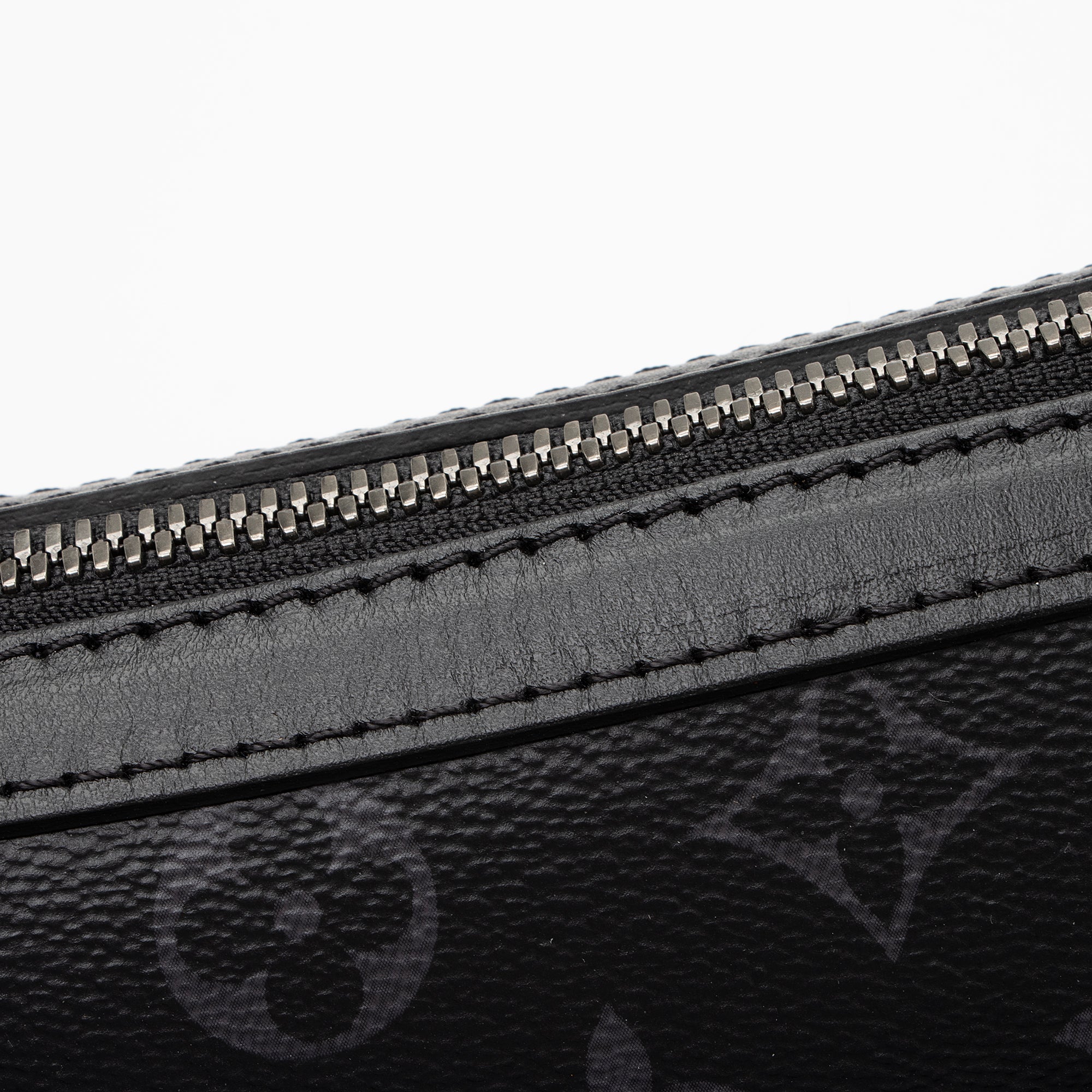 Louis Vuitton Reverse Monogram Eclipse Trio Messenger Bag (SHF-74wbYX)