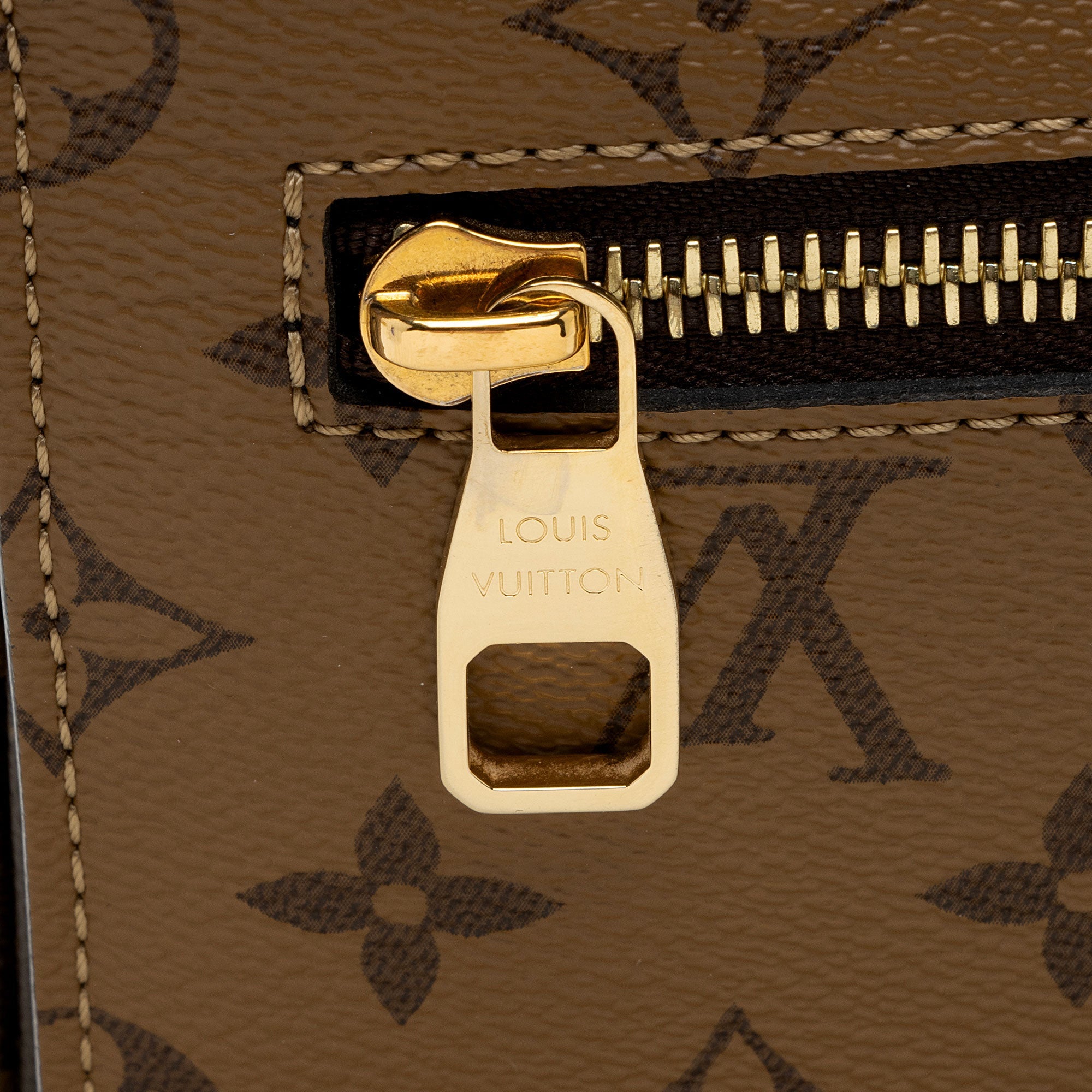 Louis Vuitton Reverse Monogram Pochette Metis Shoulder Bag (SHF-A1HMov)