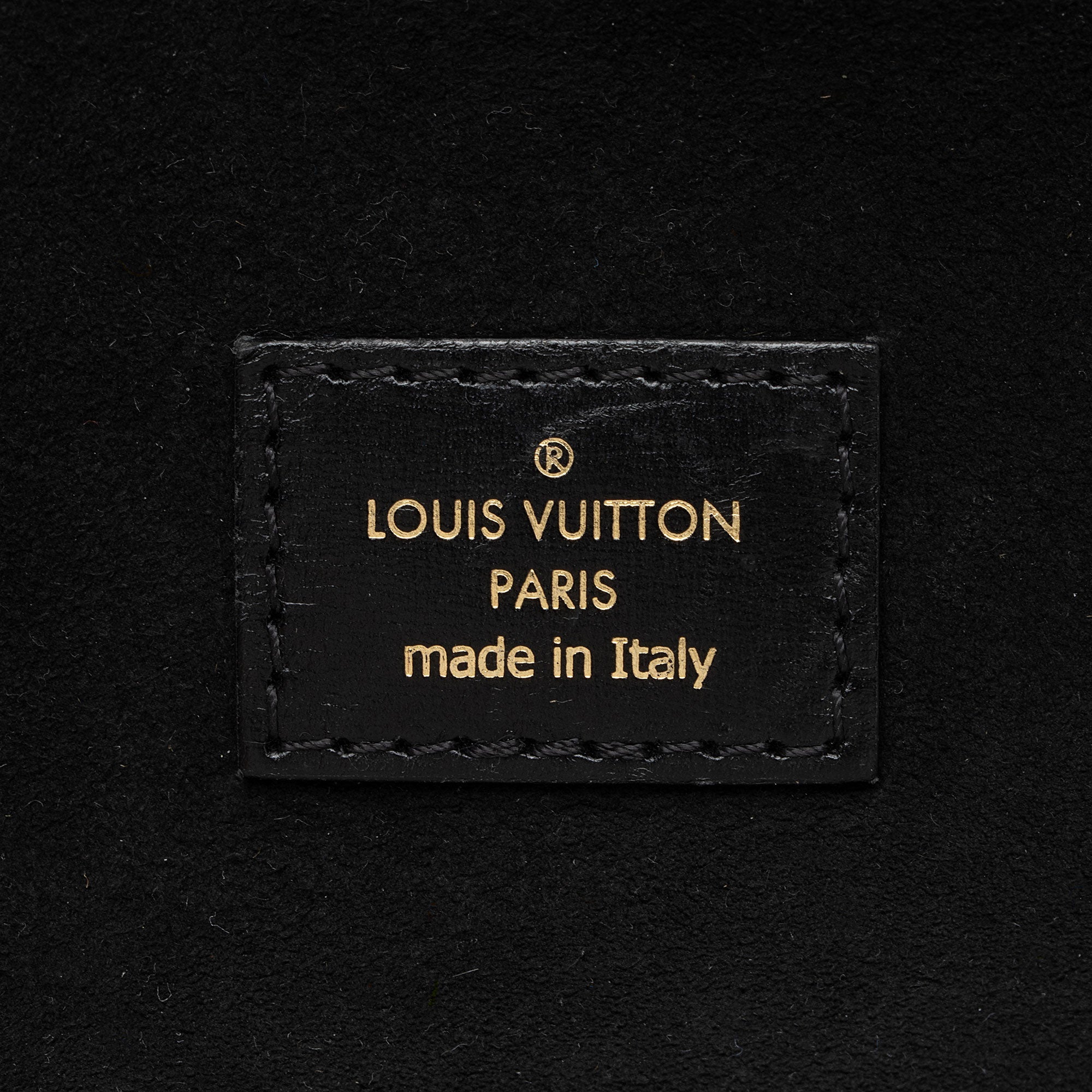 Louis Vuitton Reverse Monogram Vanity PM Shoulder Bag (SHF-yR0z4g)