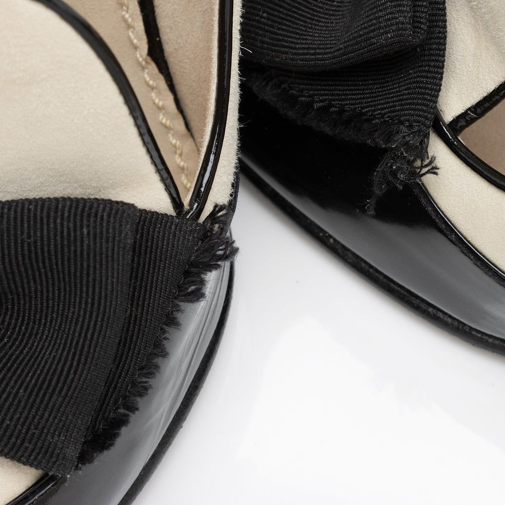 Louis Vuitton Suede Patent Leather Bow Loafer Pumps - Size 9 / 39 (SHF-f76ORf)