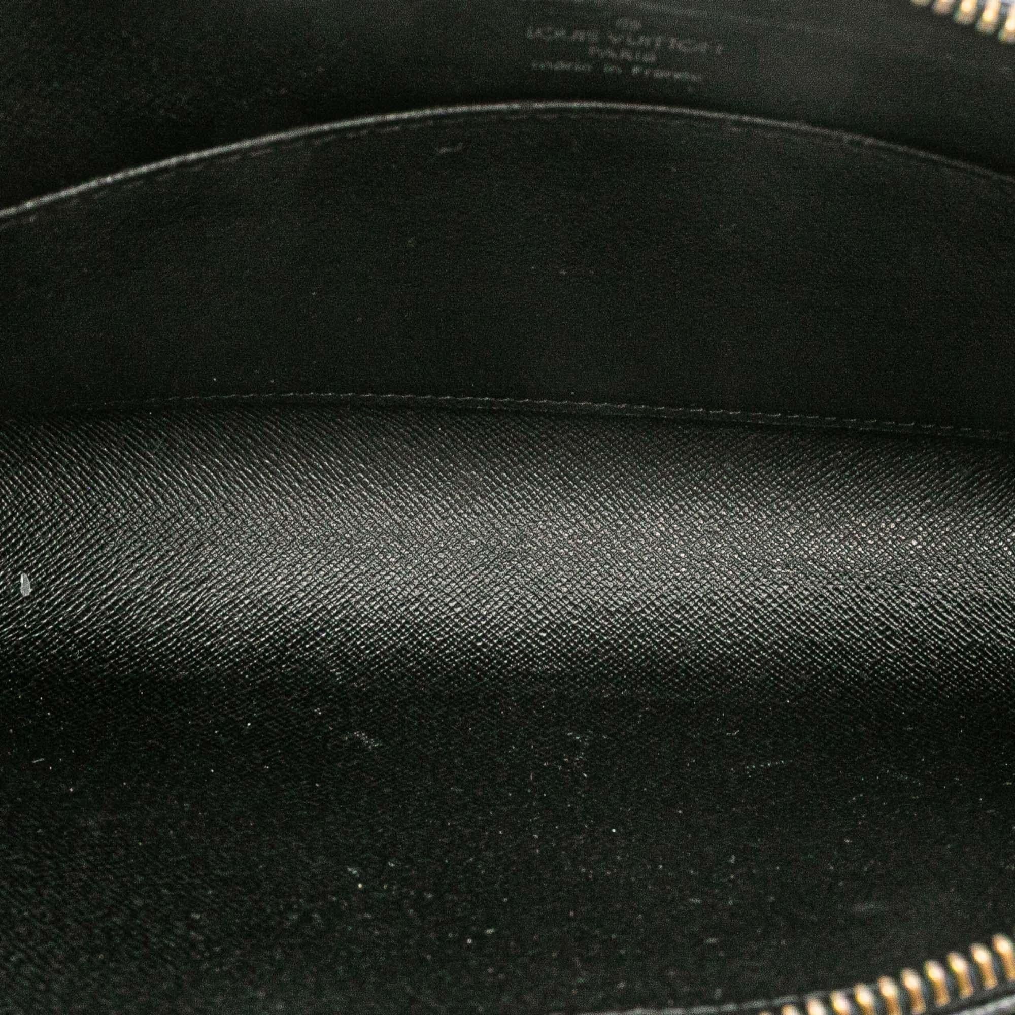 Louis Vuitton Taiga Baikal
