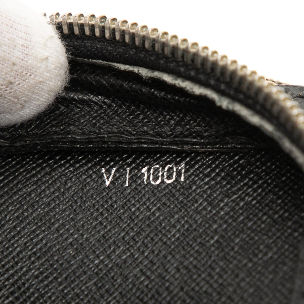 Louis Vuitton Taiga Baikal