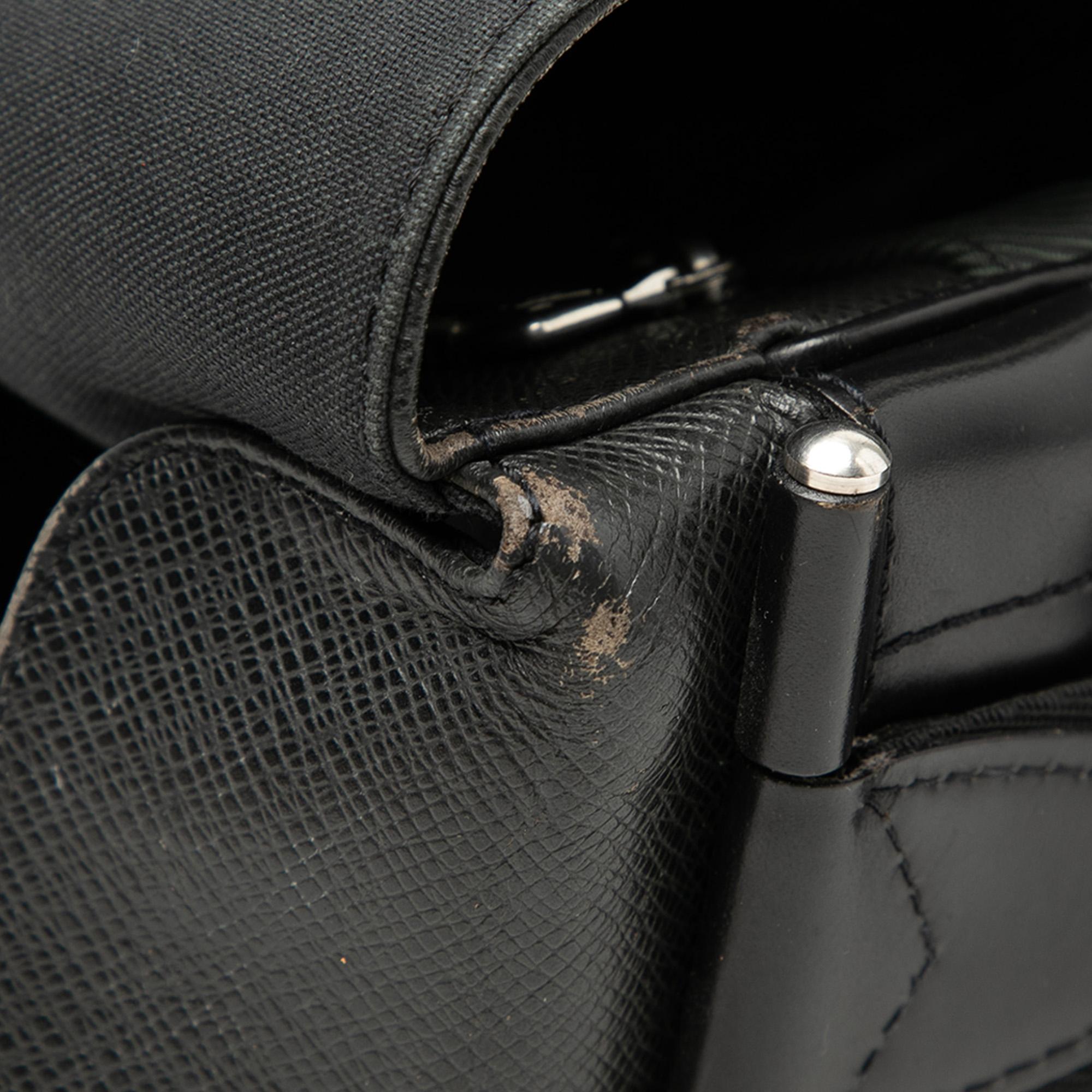 Louis Vuitton Taiga Dersou
