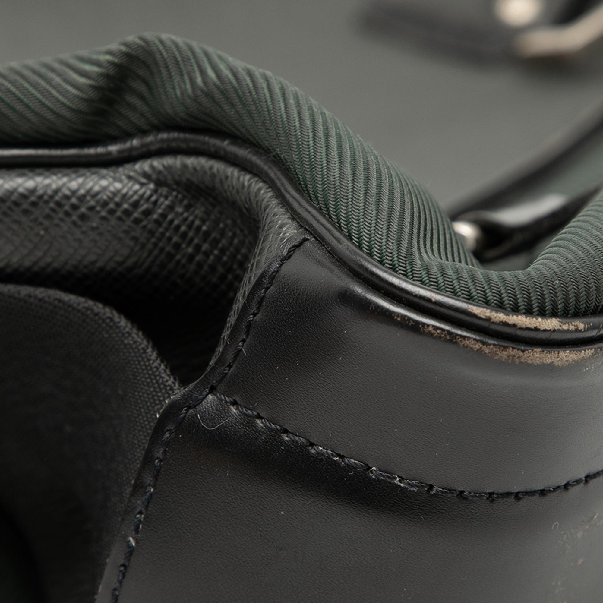 Louis Vuitton Taiga Dersou