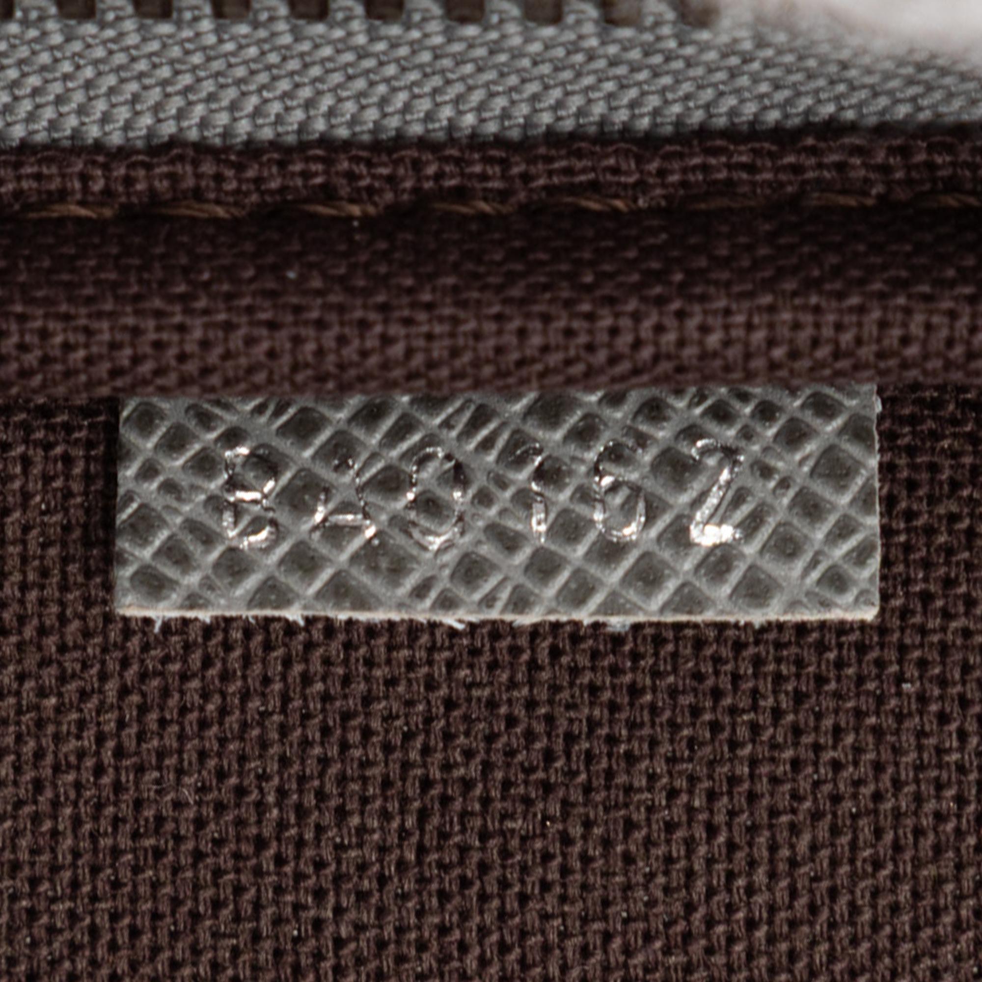 Louis Vuitton Taiga Horizon Laptop Sleeve
